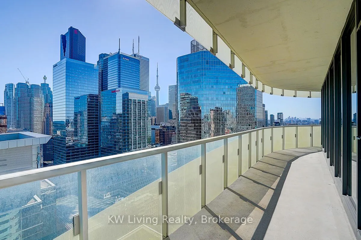 197 Yonge Street, #2809