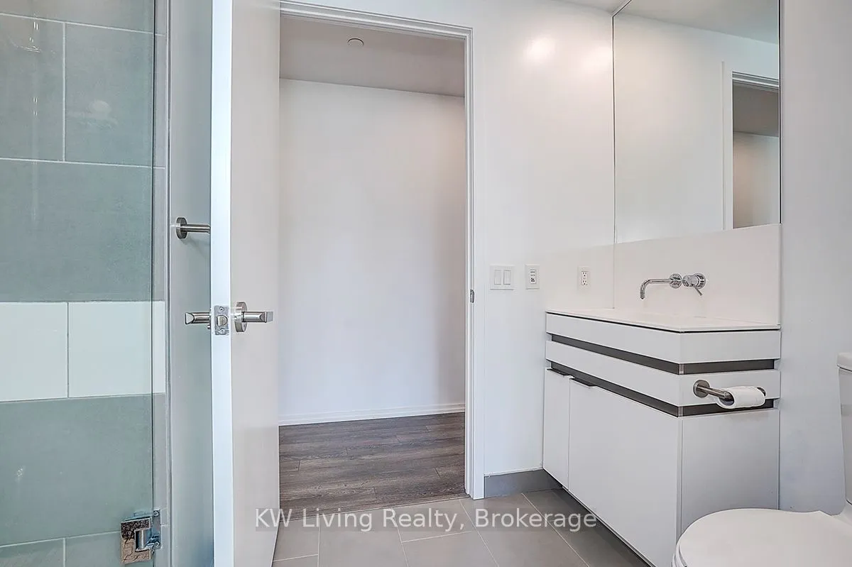 197 Yonge Street, #2809