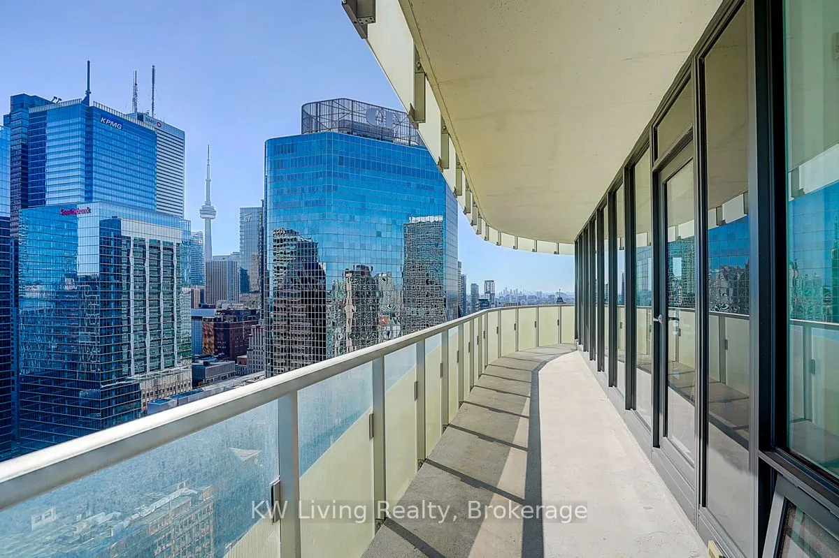 197 Yonge Street, #2809