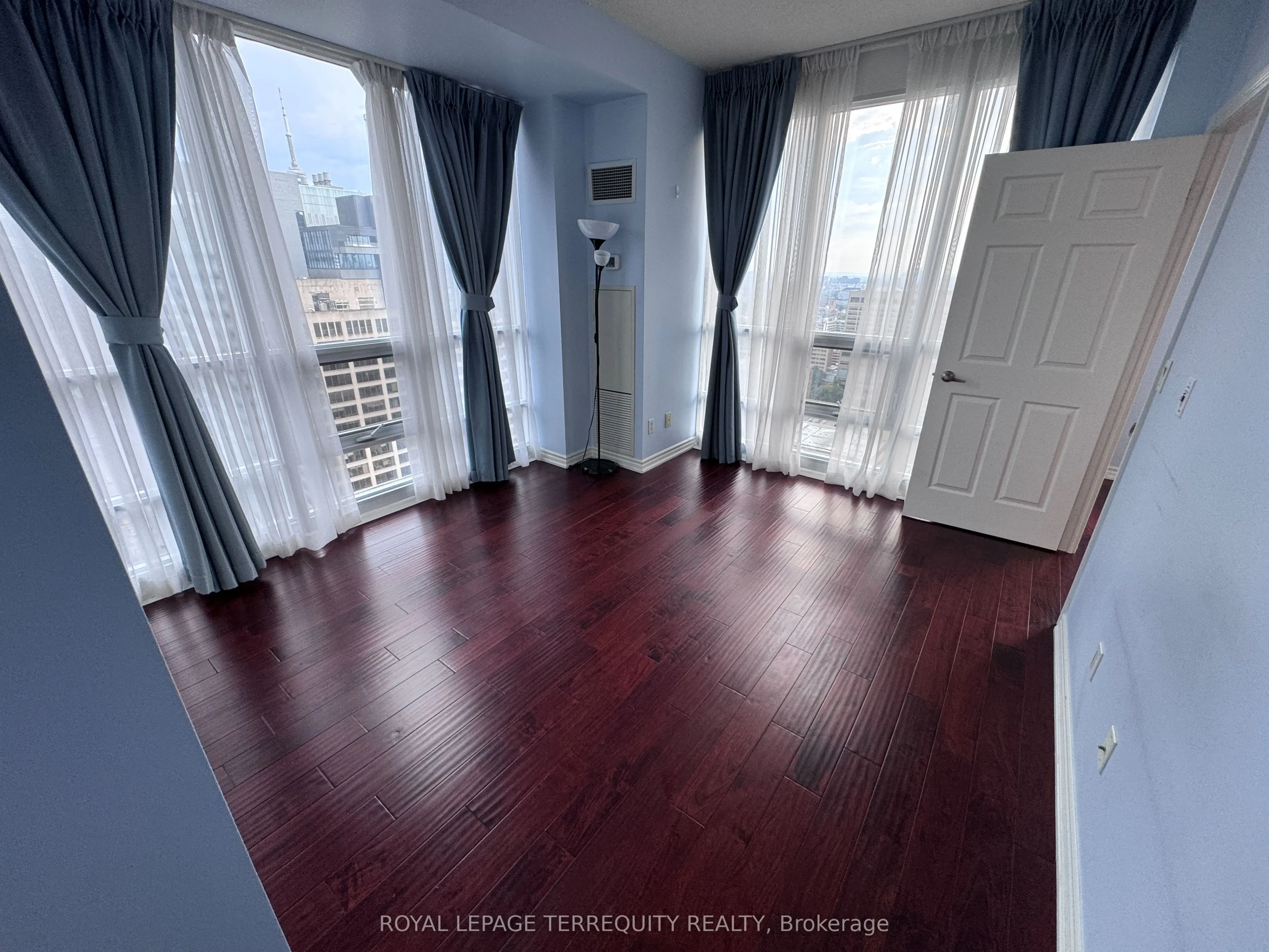 761 Bay Street, #3308