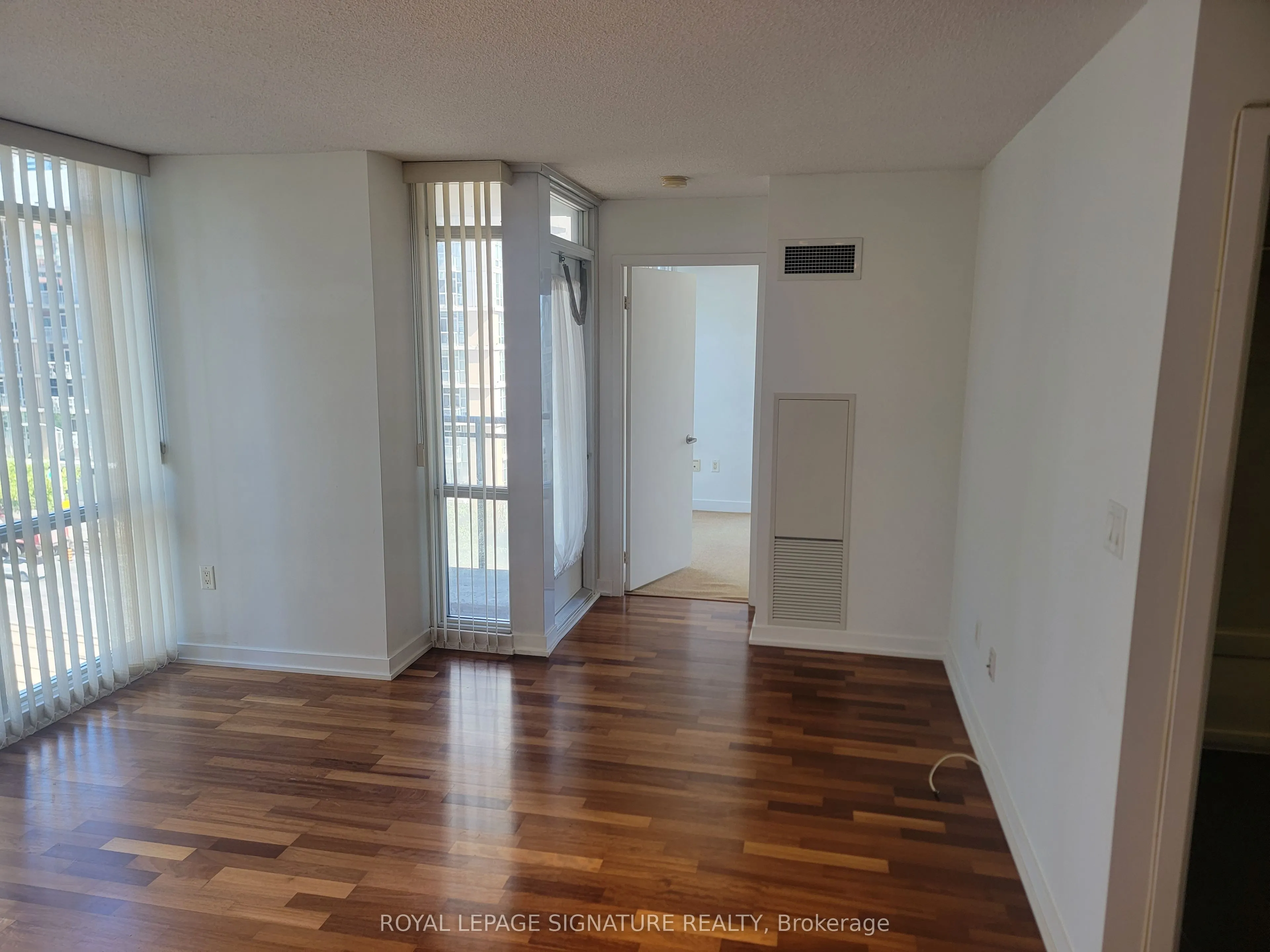 11 Brunel Court, #706