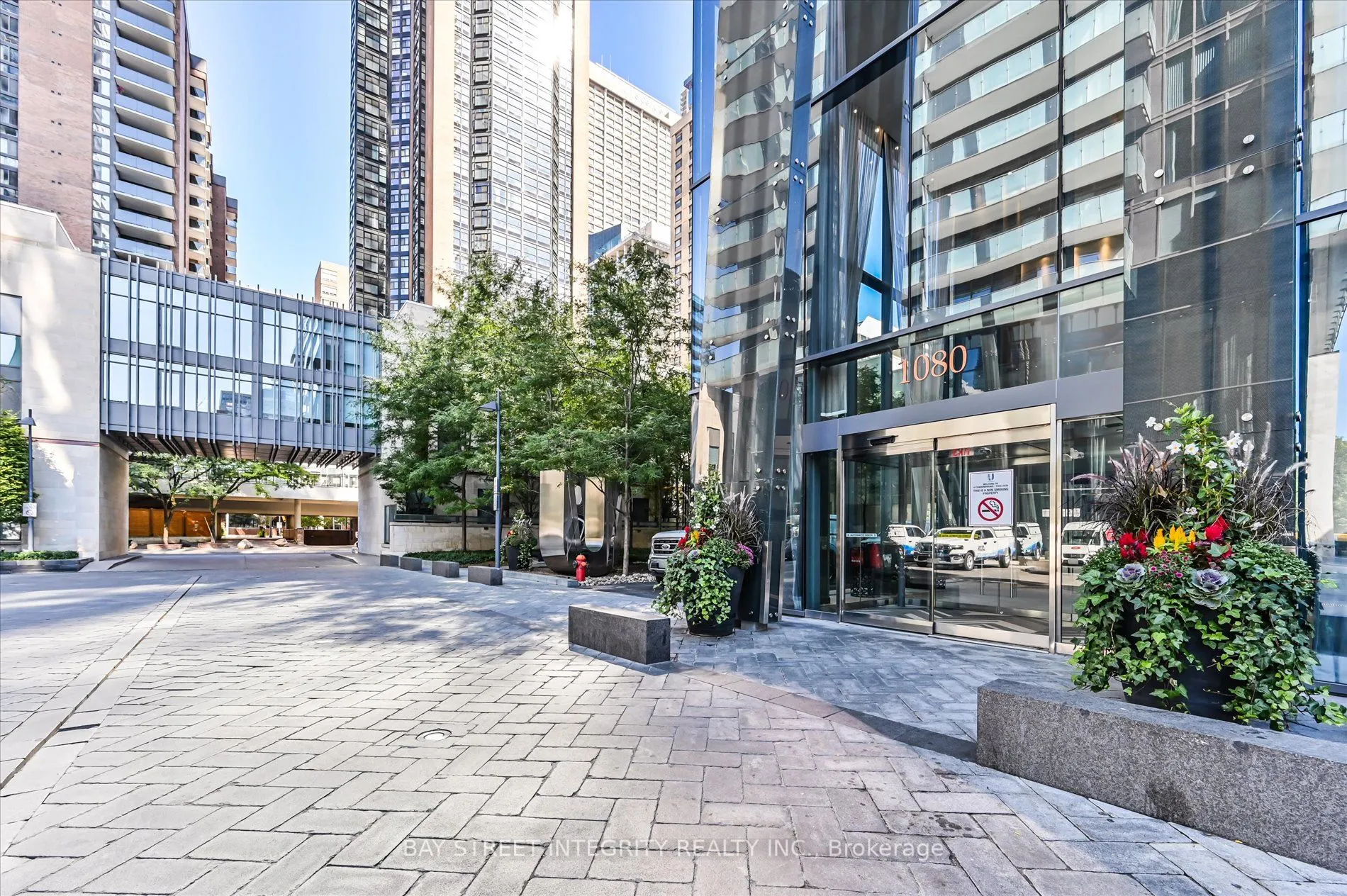 1080 Bay Street, #5302