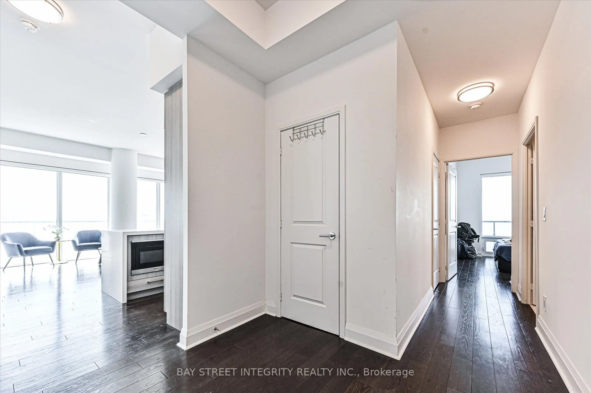 1080 Bay Street, #5302