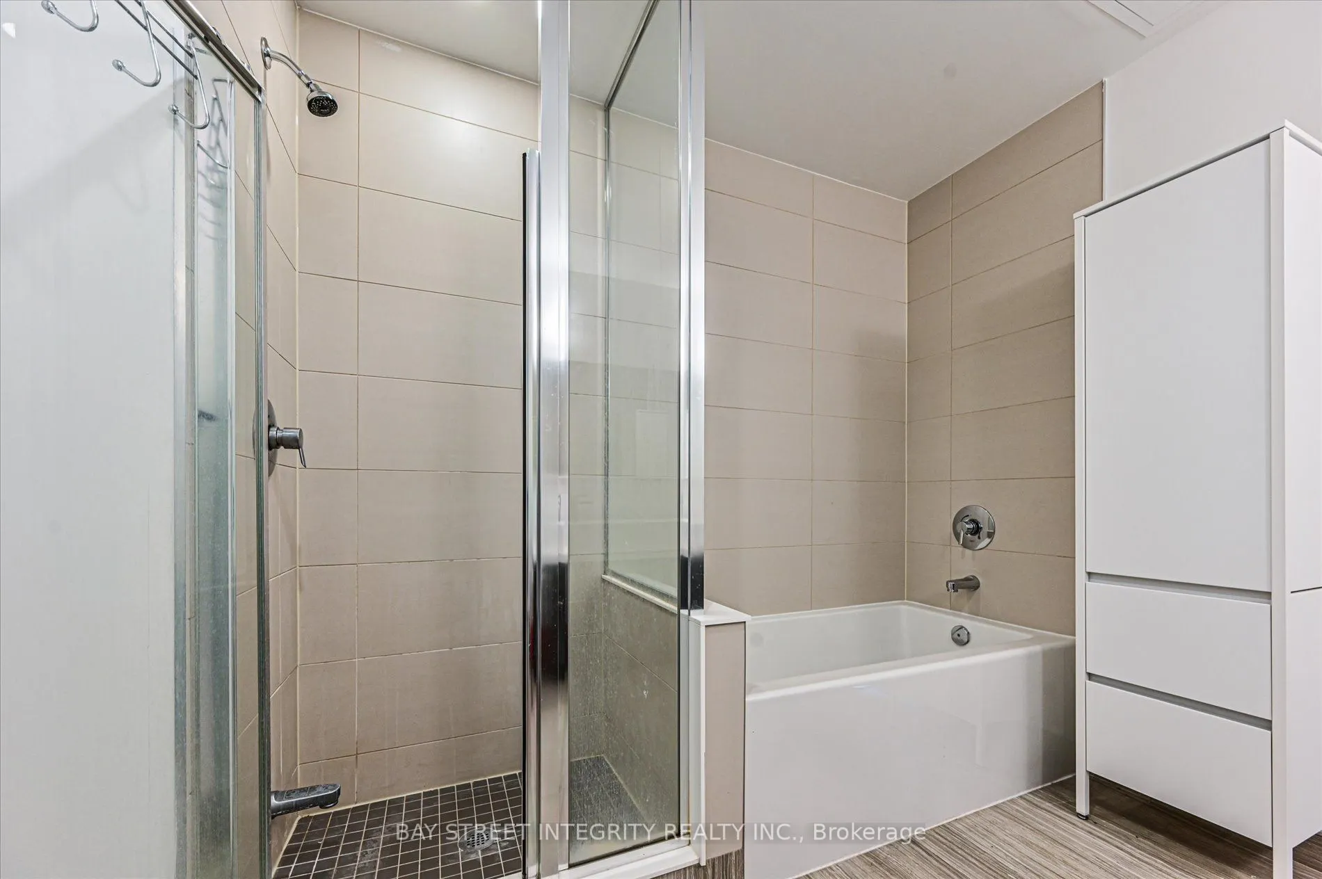 1080 Bay Street, #5302