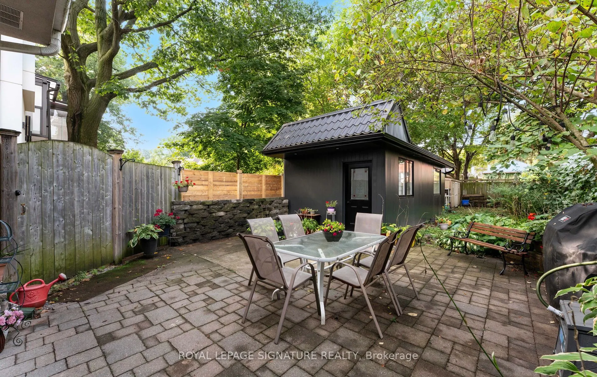 24 Mann Avenue