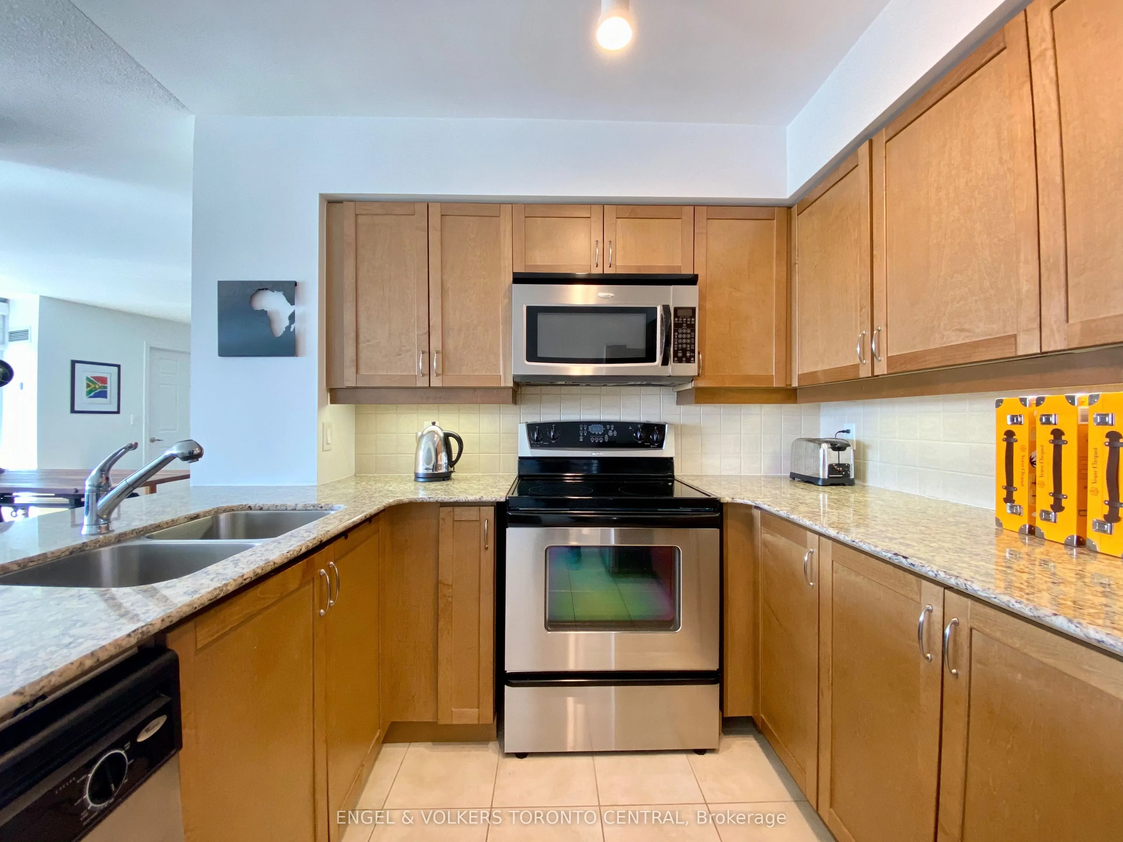 18 Valley Woods Road, #Ph105