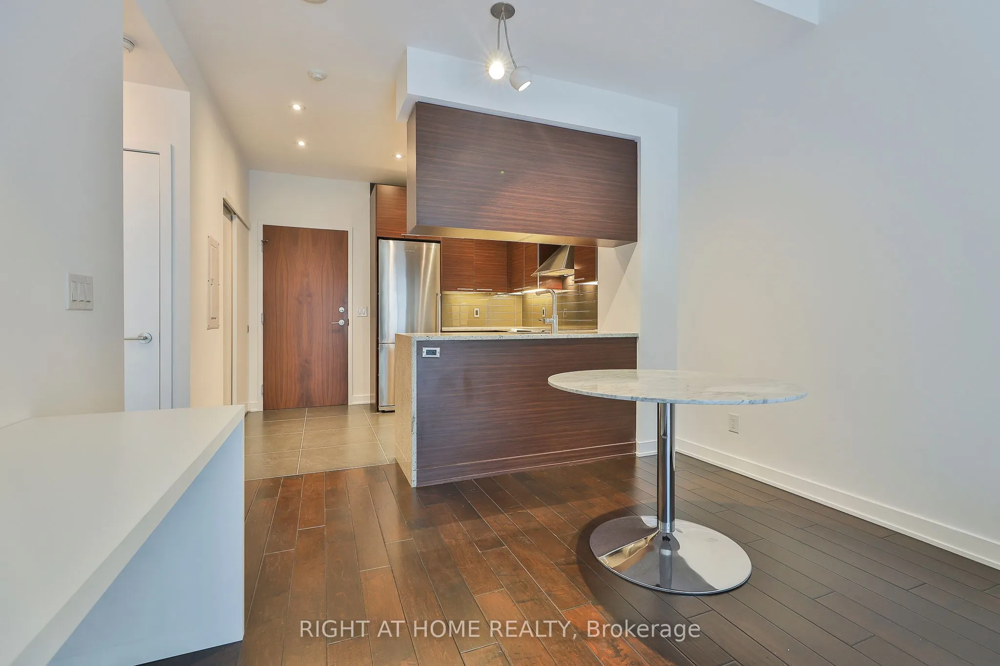 1 Market Street, #625