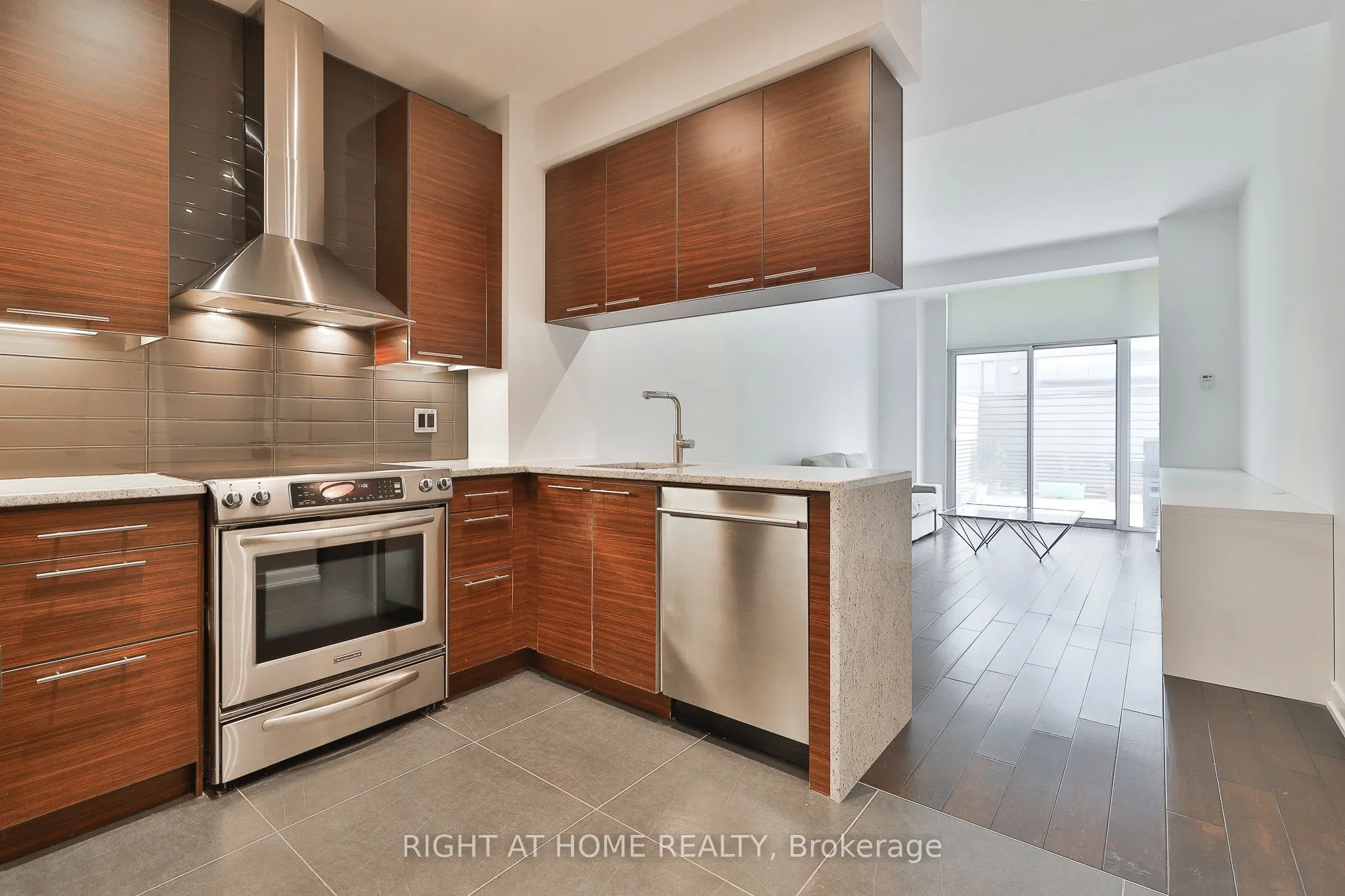 1 Market Street, #625