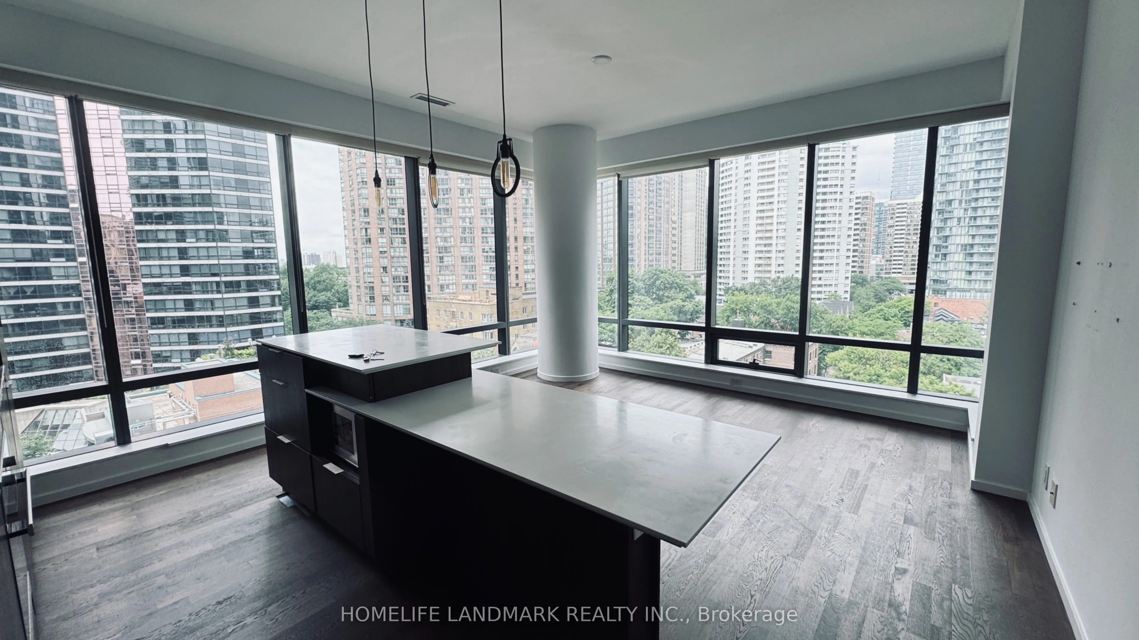 5 St. Joseph Street, #808