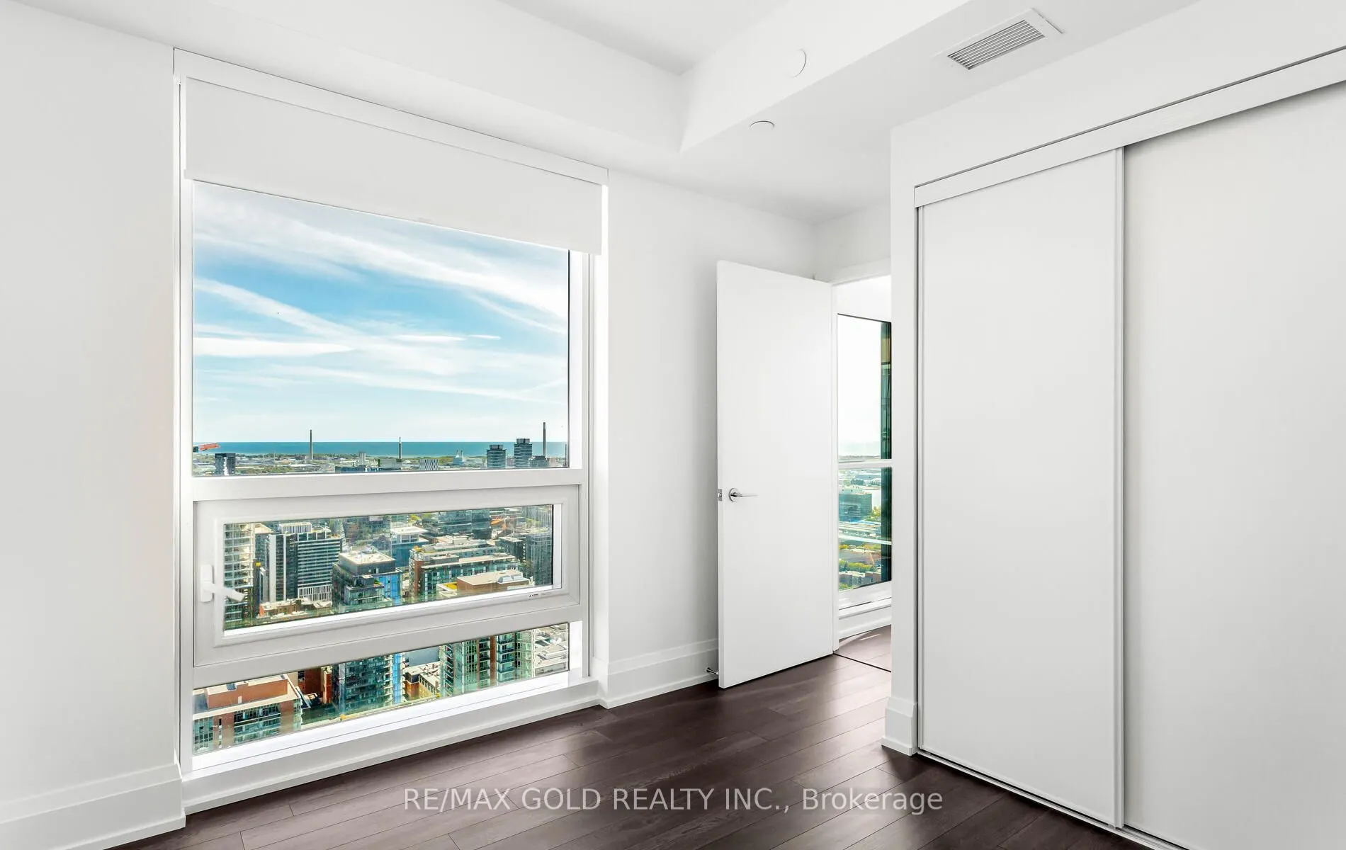 89 Church Street, #4907