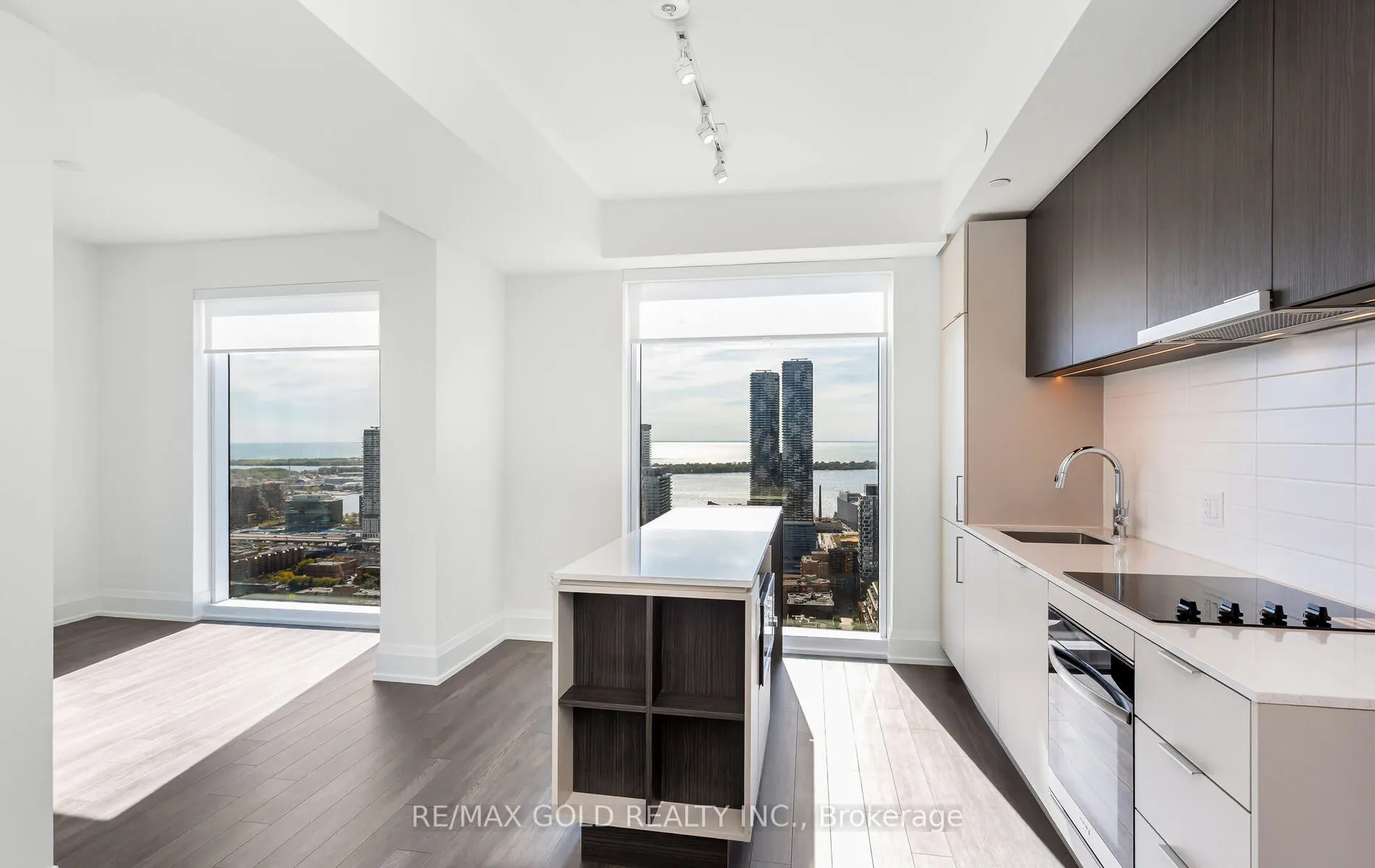 89 Church Street, #4907