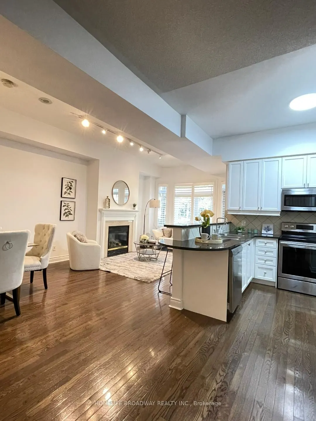 1 Rean Drive, #8