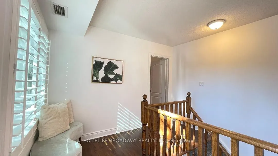 1 Rean Drive, #8