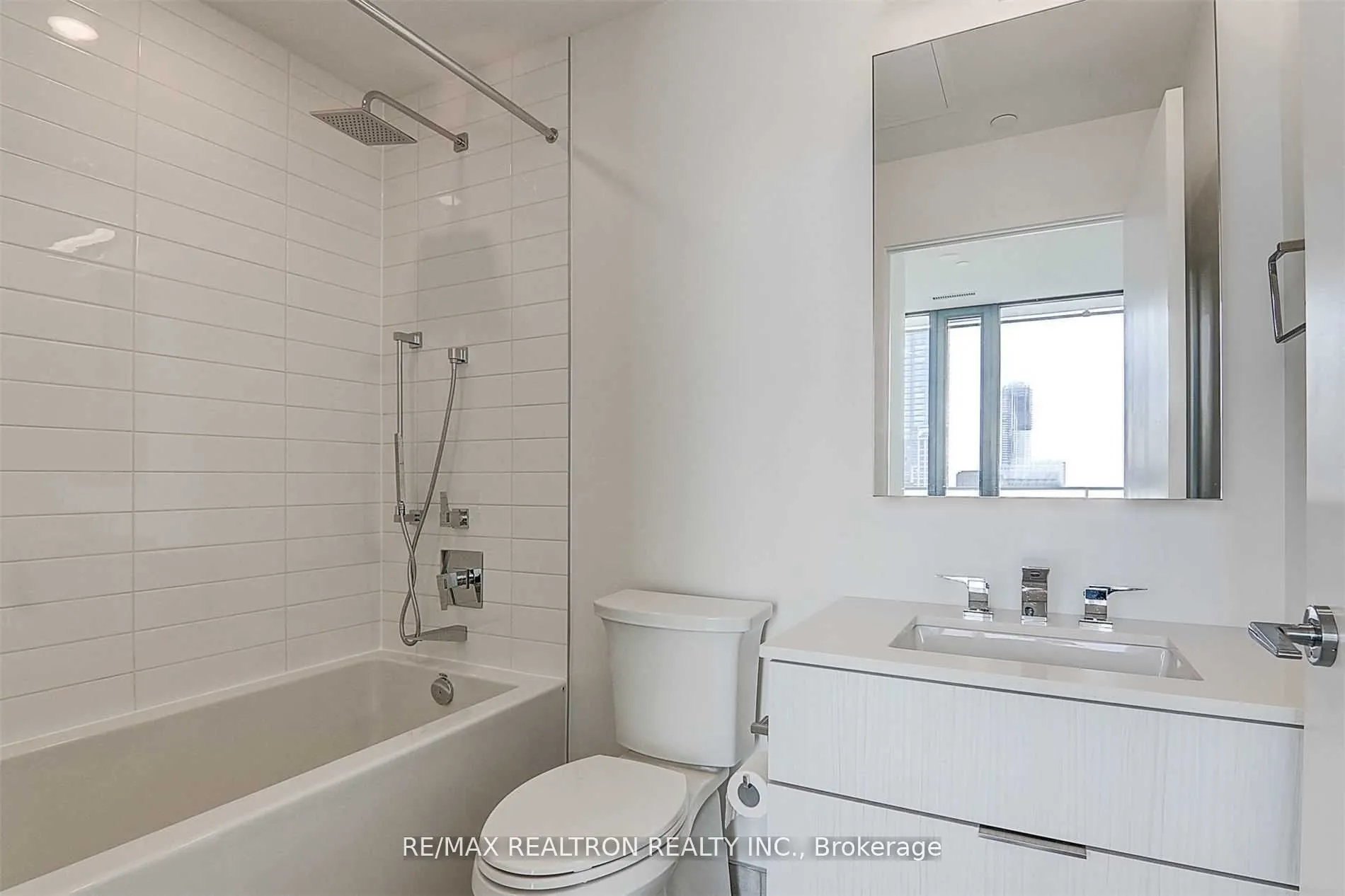 25 Richmond Street E, #2508