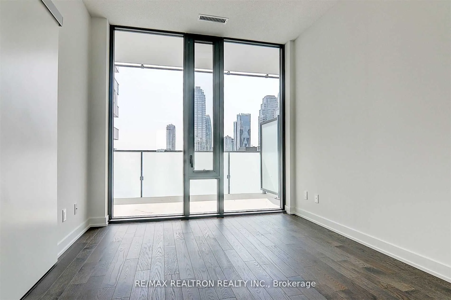 25 Richmond Street E, #2508
