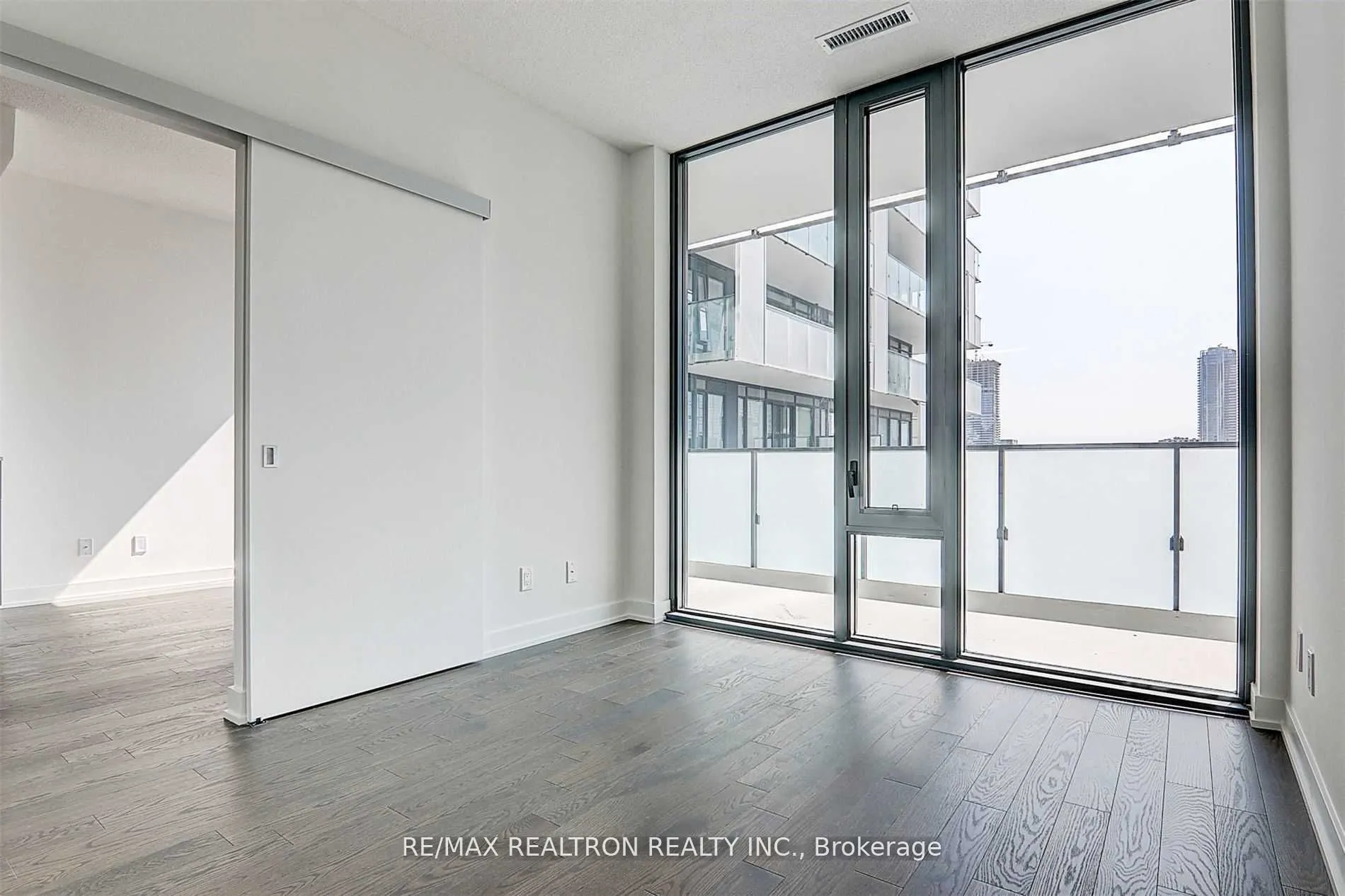 25 Richmond Street E, #2508