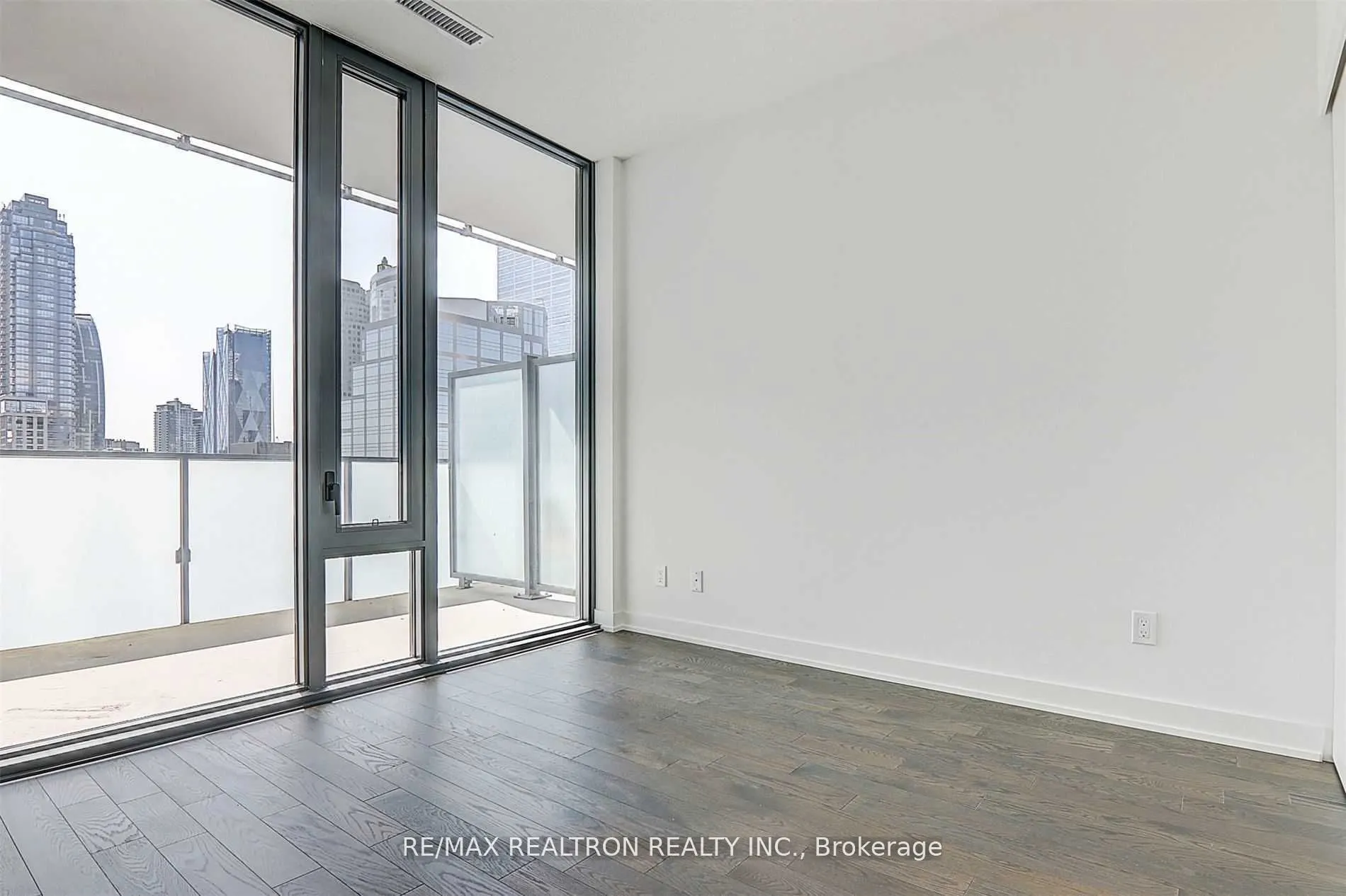25 Richmond Street E, #2508