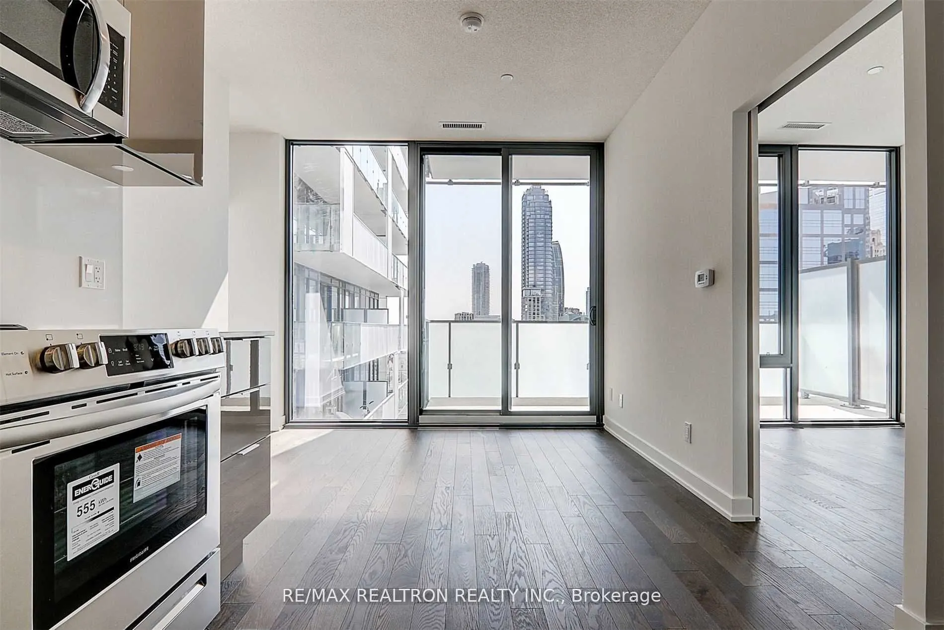 25 Richmond Street E, #2508