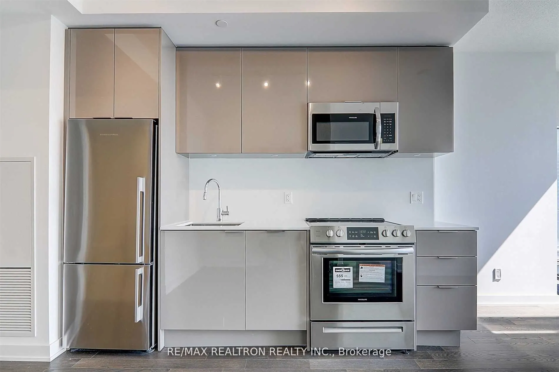 25 Richmond Street E, #2508
