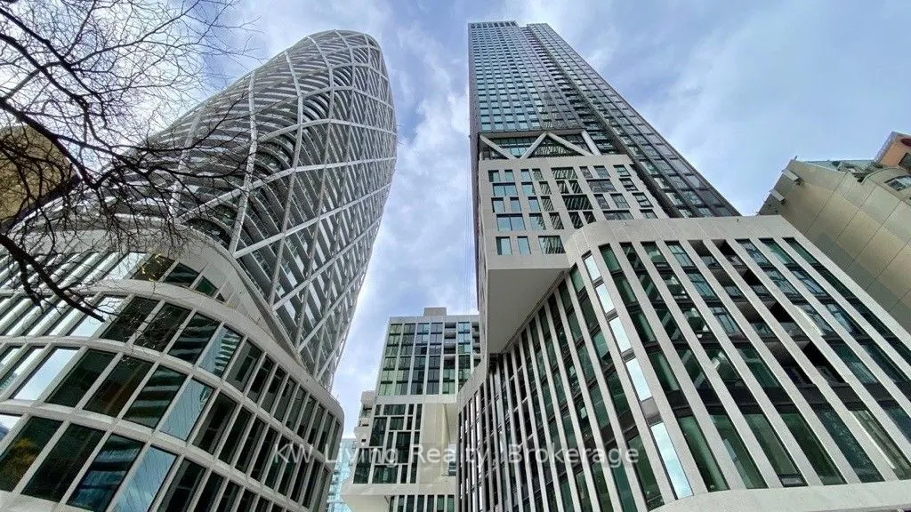 238 Simcoe Street, #2906