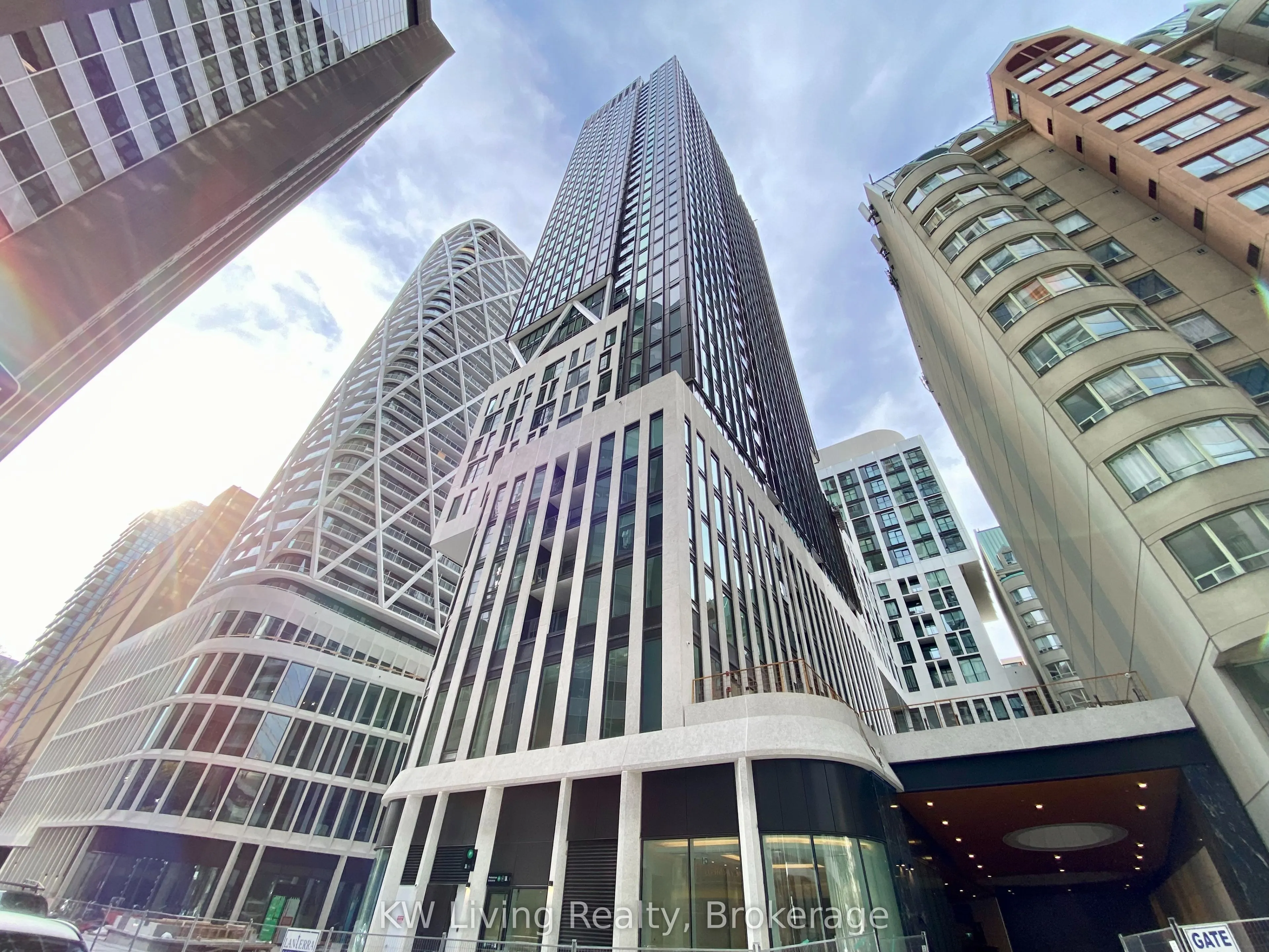 238 Simcoe Street, #2906