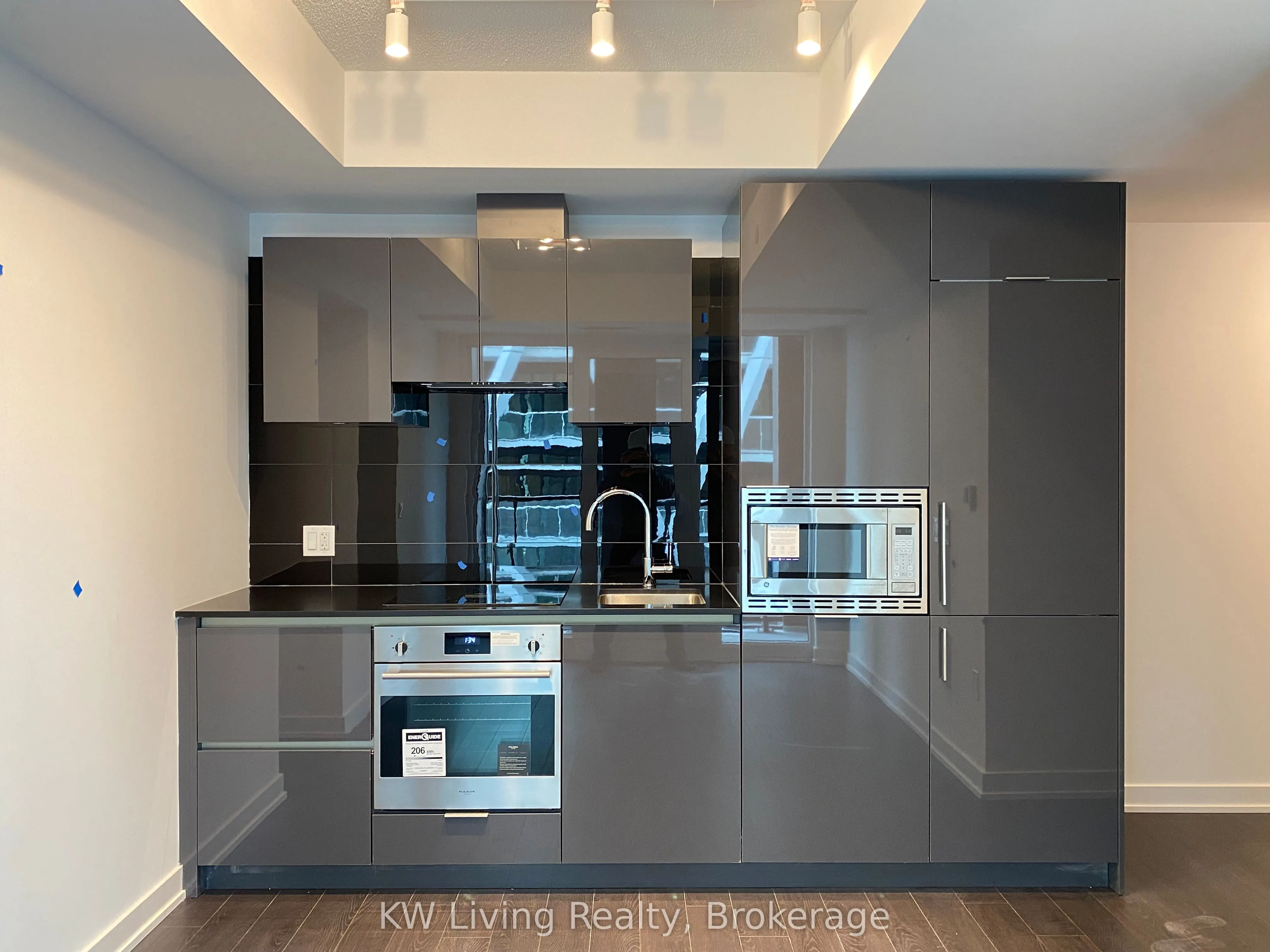 238 Simcoe Street, #2906