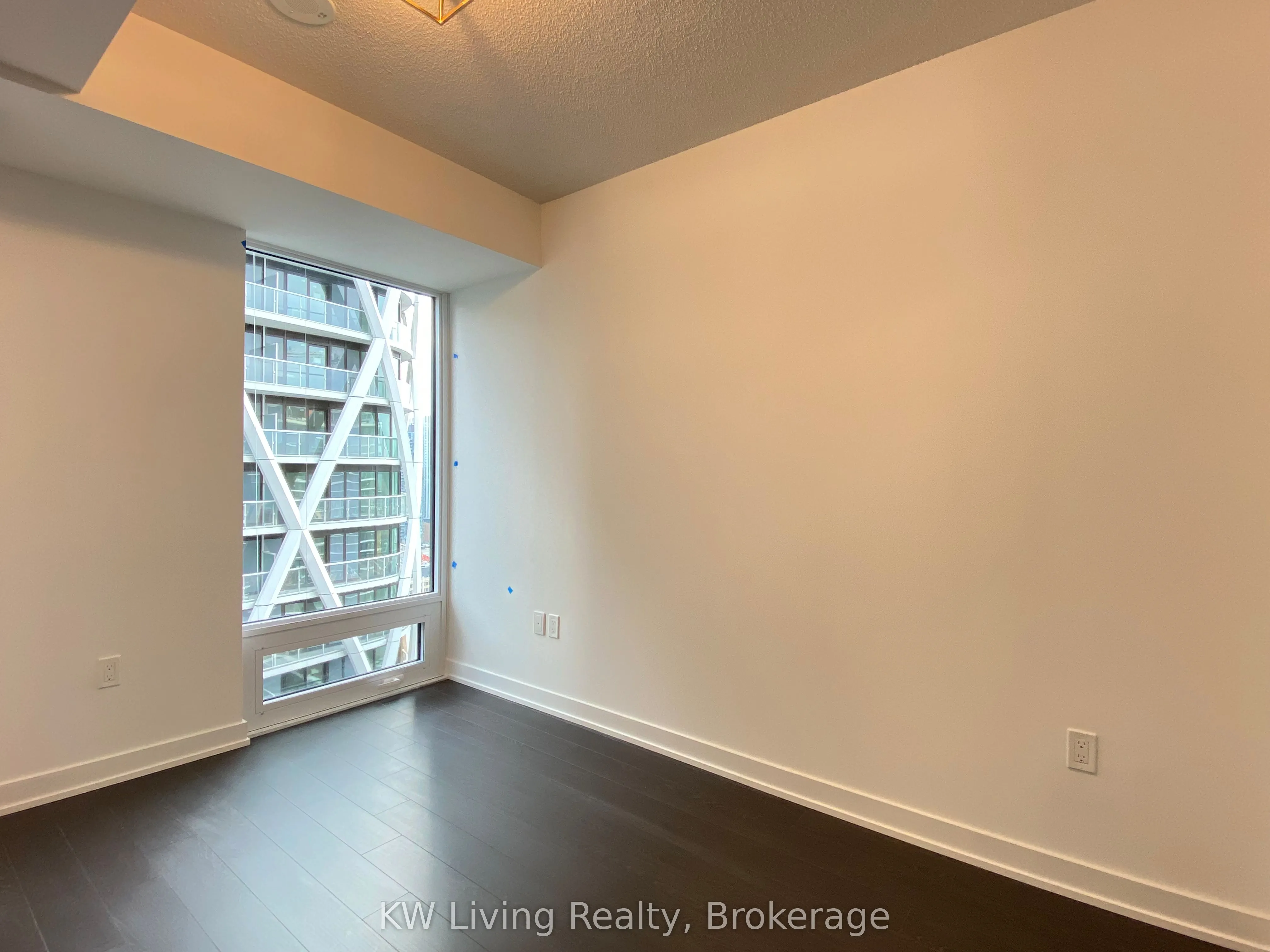 238 Simcoe Street, #2906