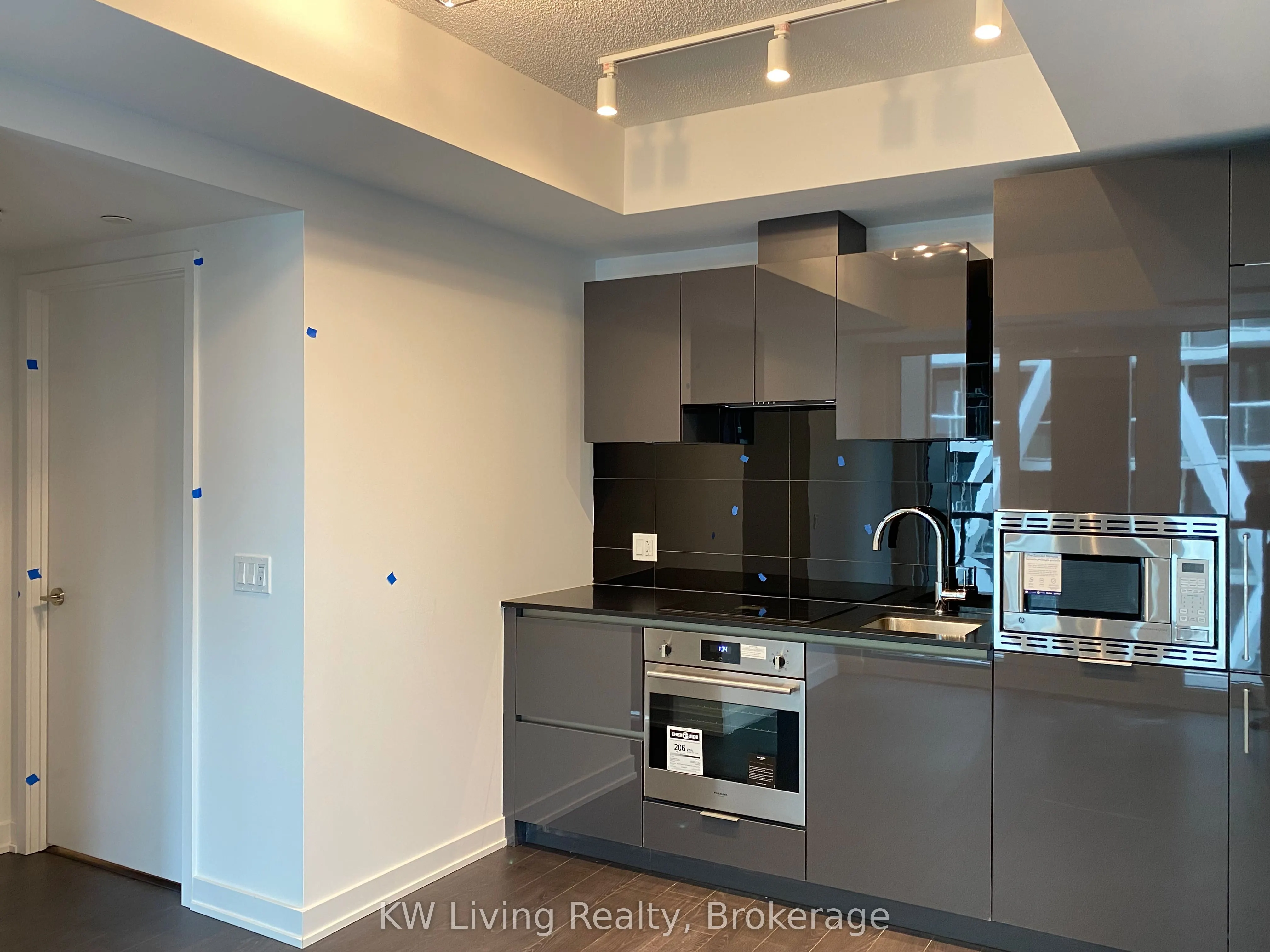 238 Simcoe Street, #2906