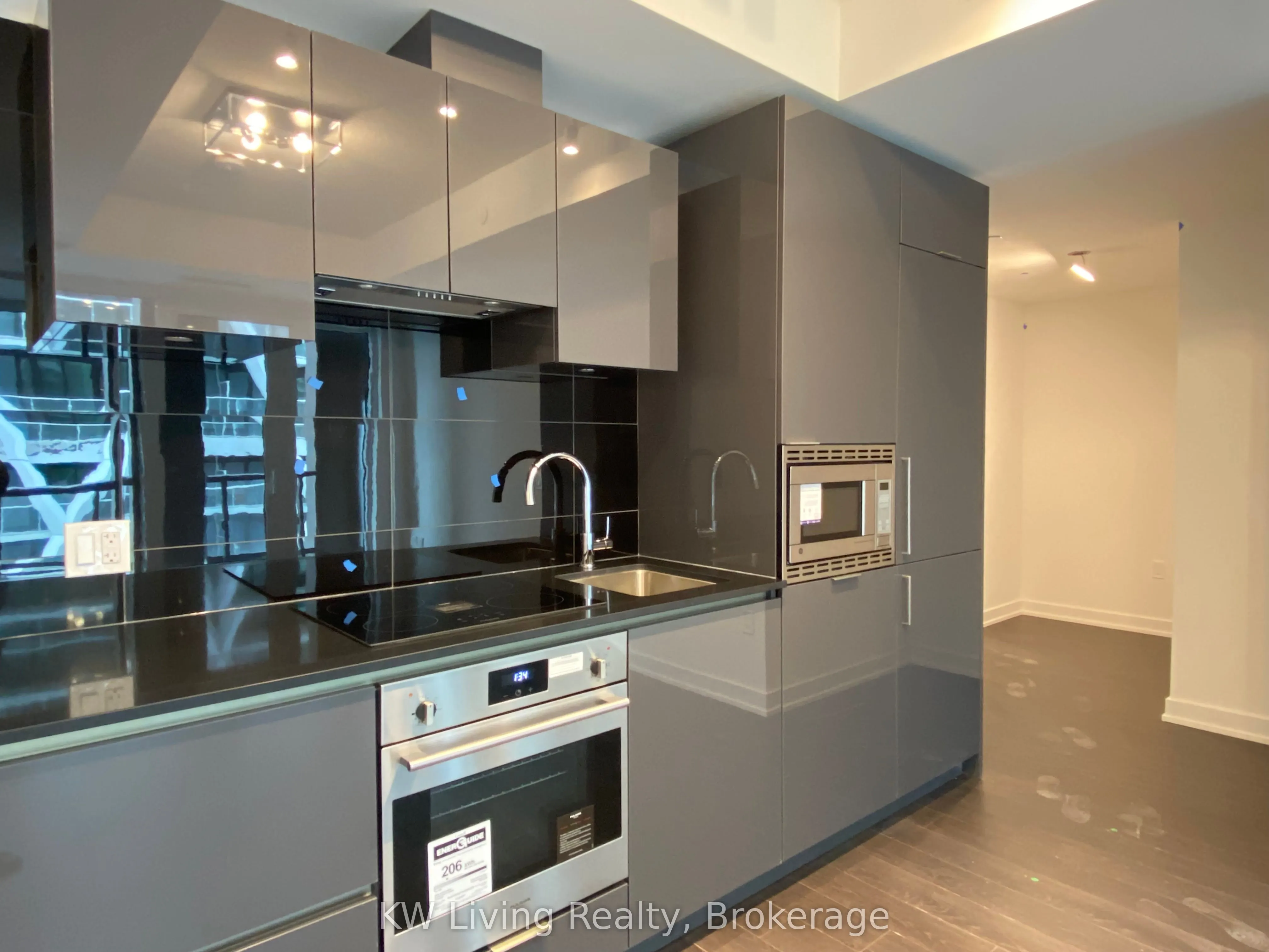 238 Simcoe Street, #2906