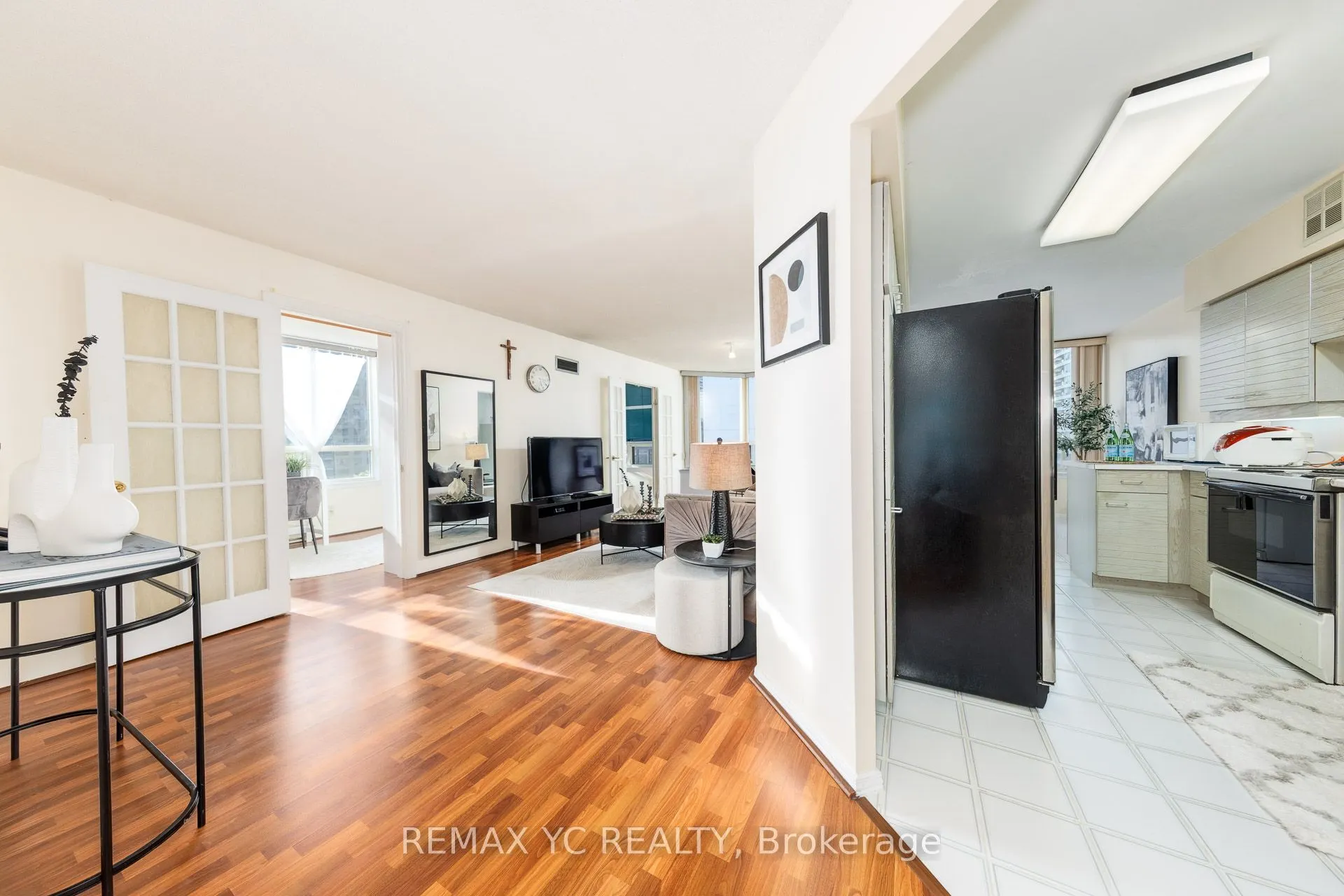30 Greenfield Avenue, #614