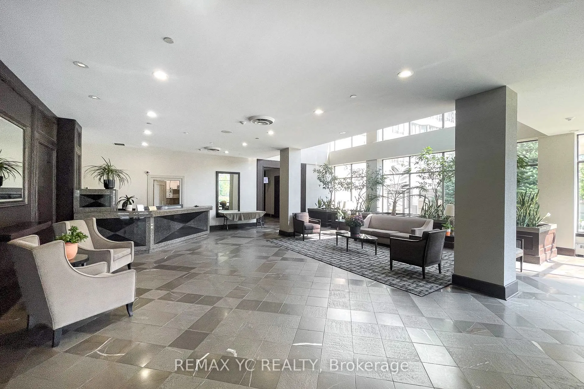 30 Greenfield Avenue, #614
