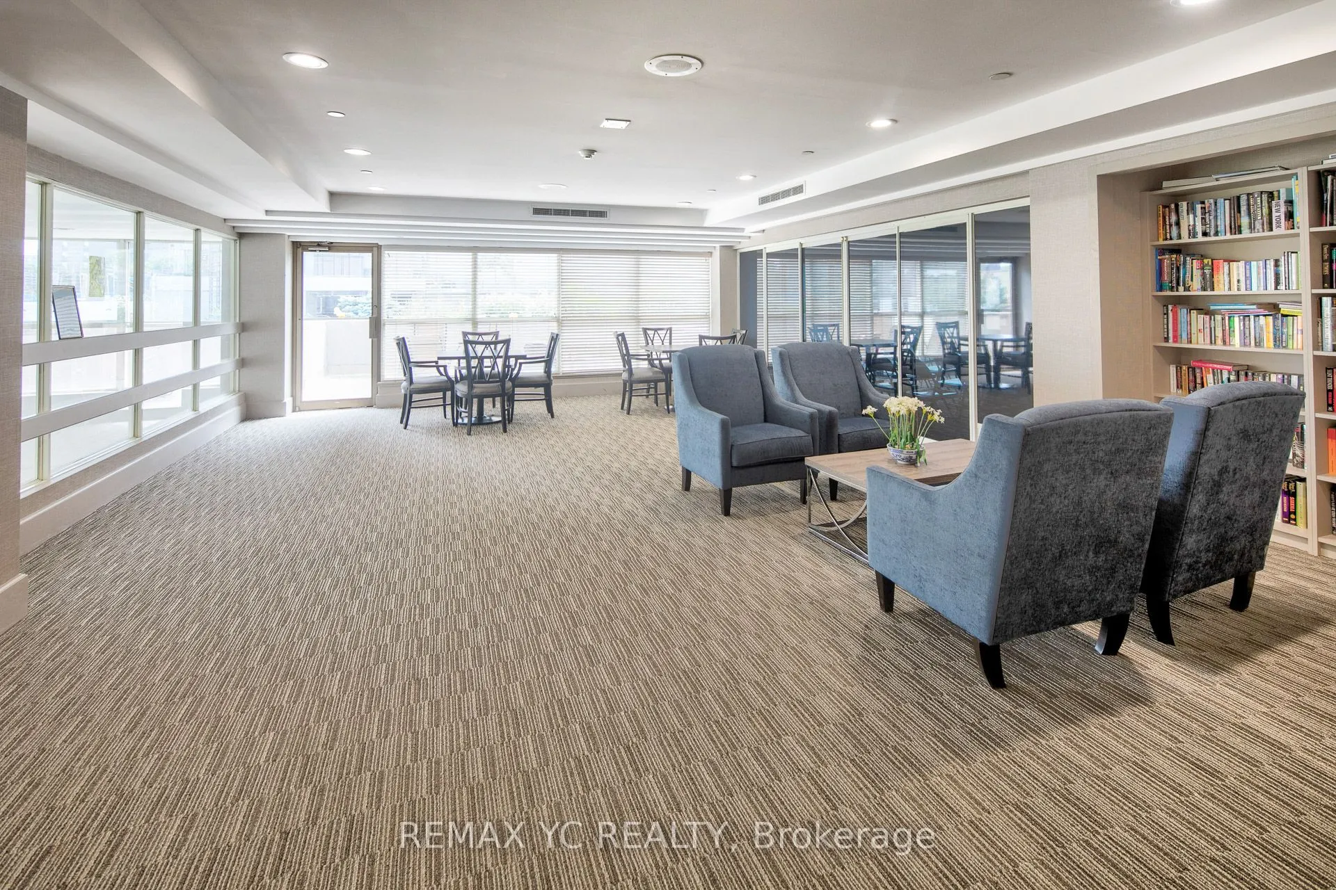 30 Greenfield Avenue, #614