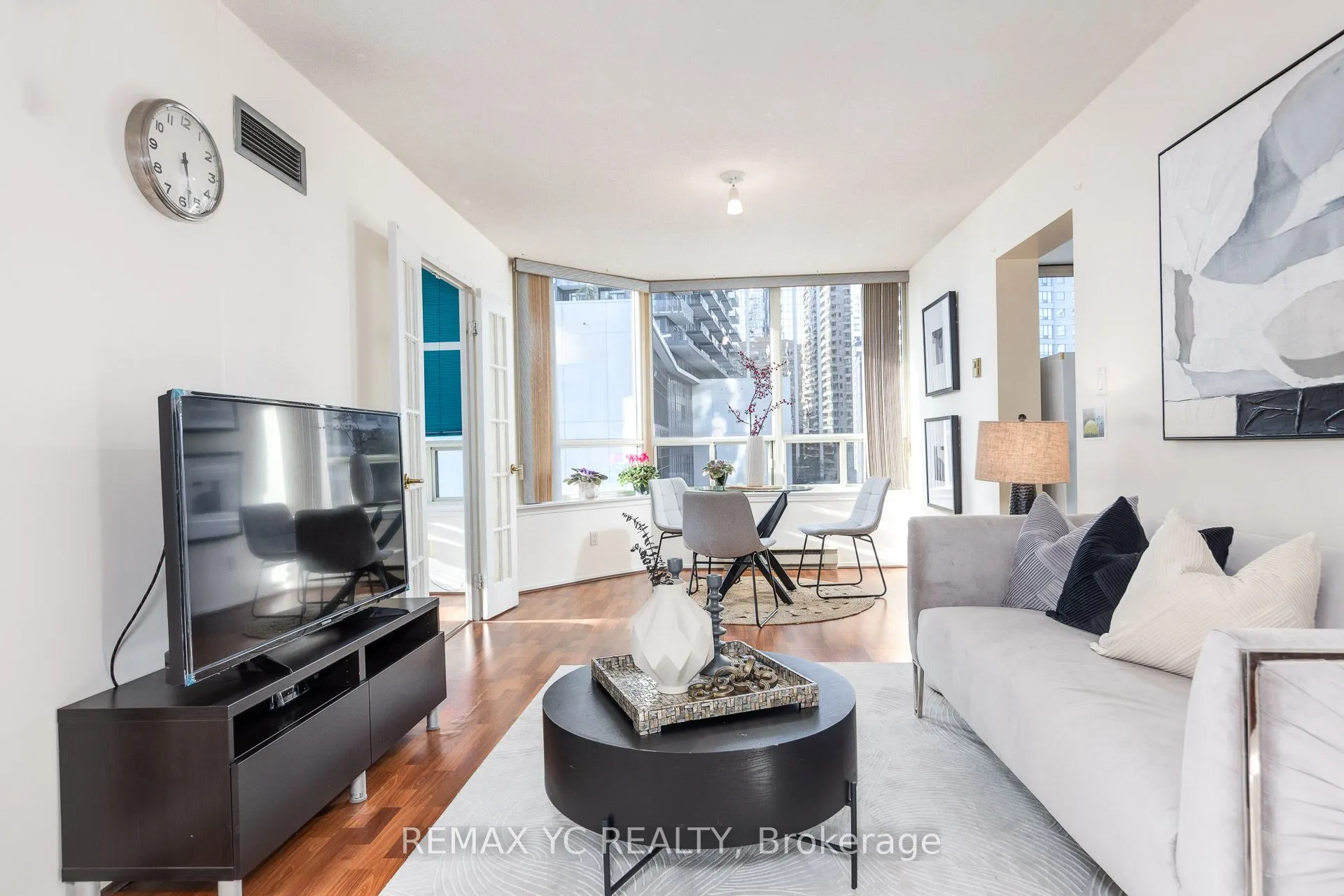 30 Greenfield Avenue, #614