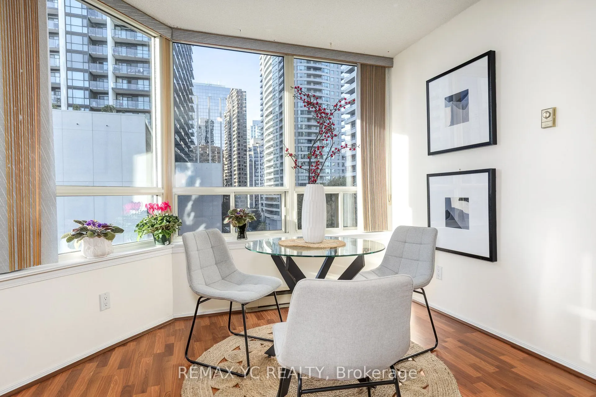30 Greenfield Avenue, #614