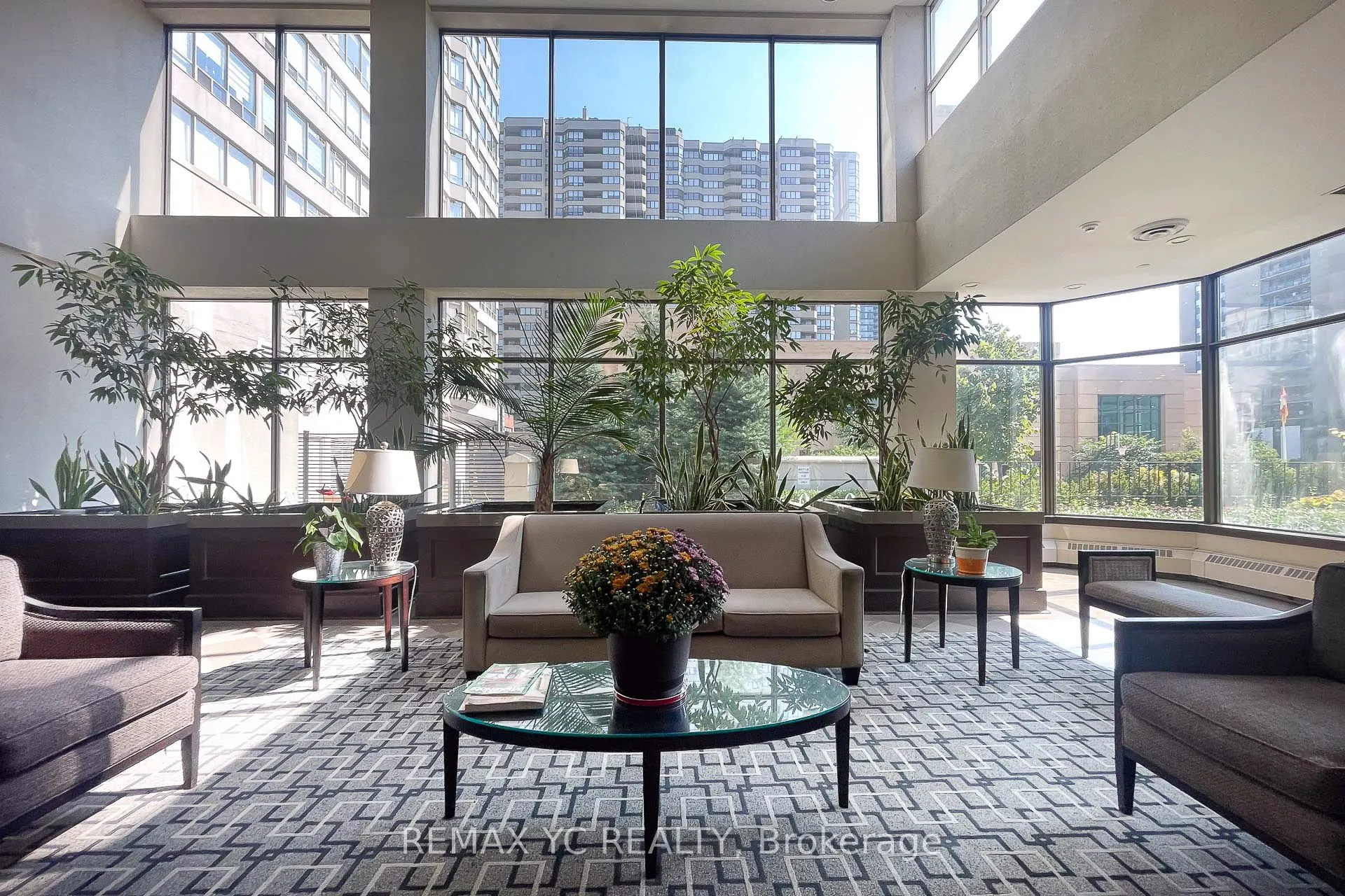 30 Greenfield Avenue, #614