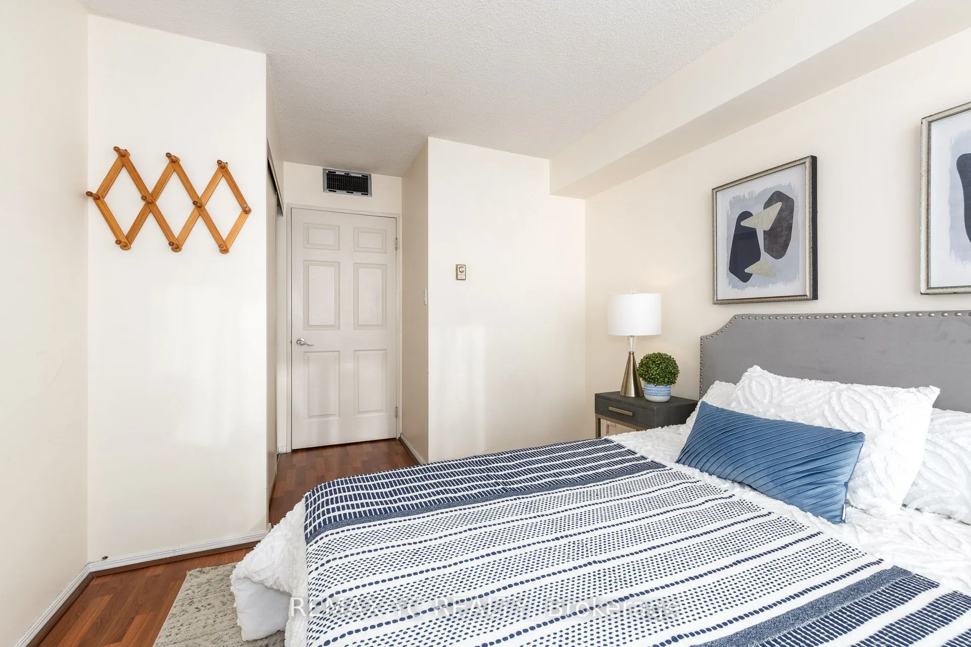 30 Greenfield Avenue, #614