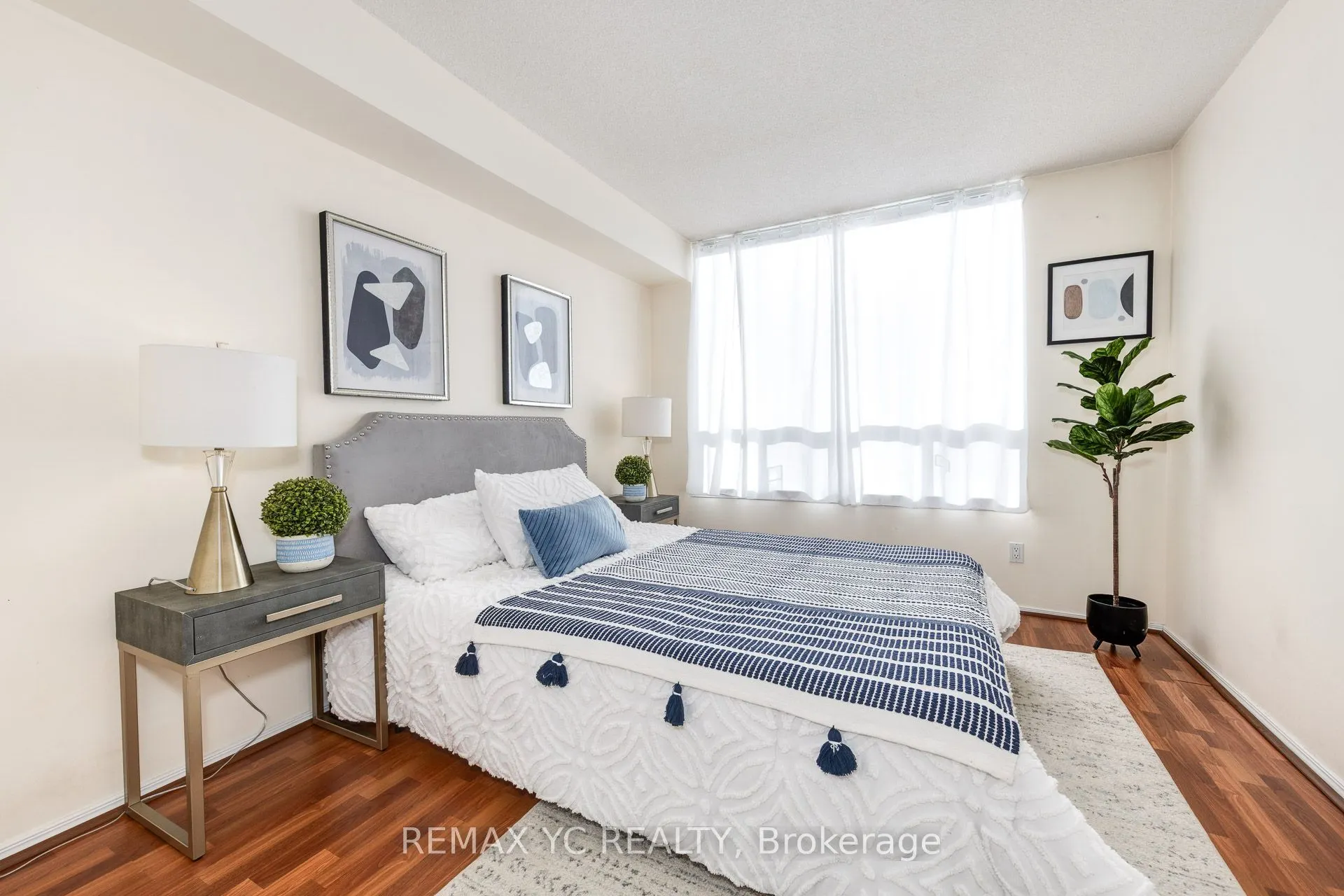 30 Greenfield Avenue, #614