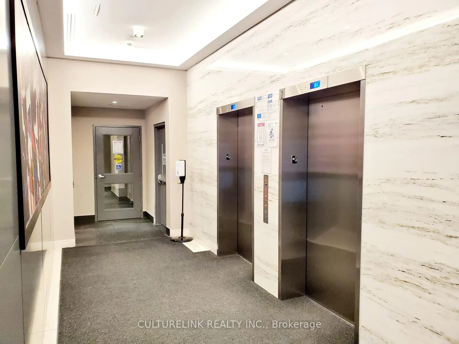 7 Kenaston Gardens, #109