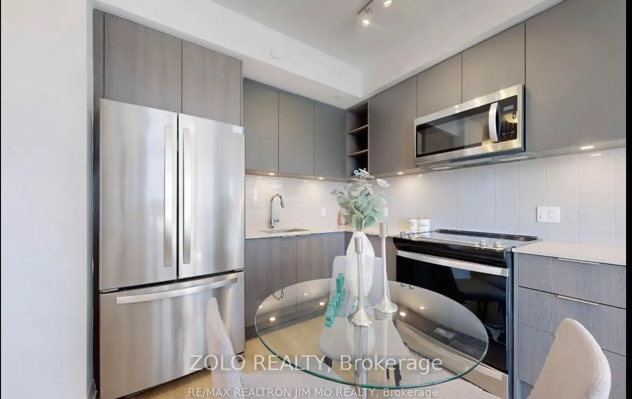 25 Holly Street, #1605