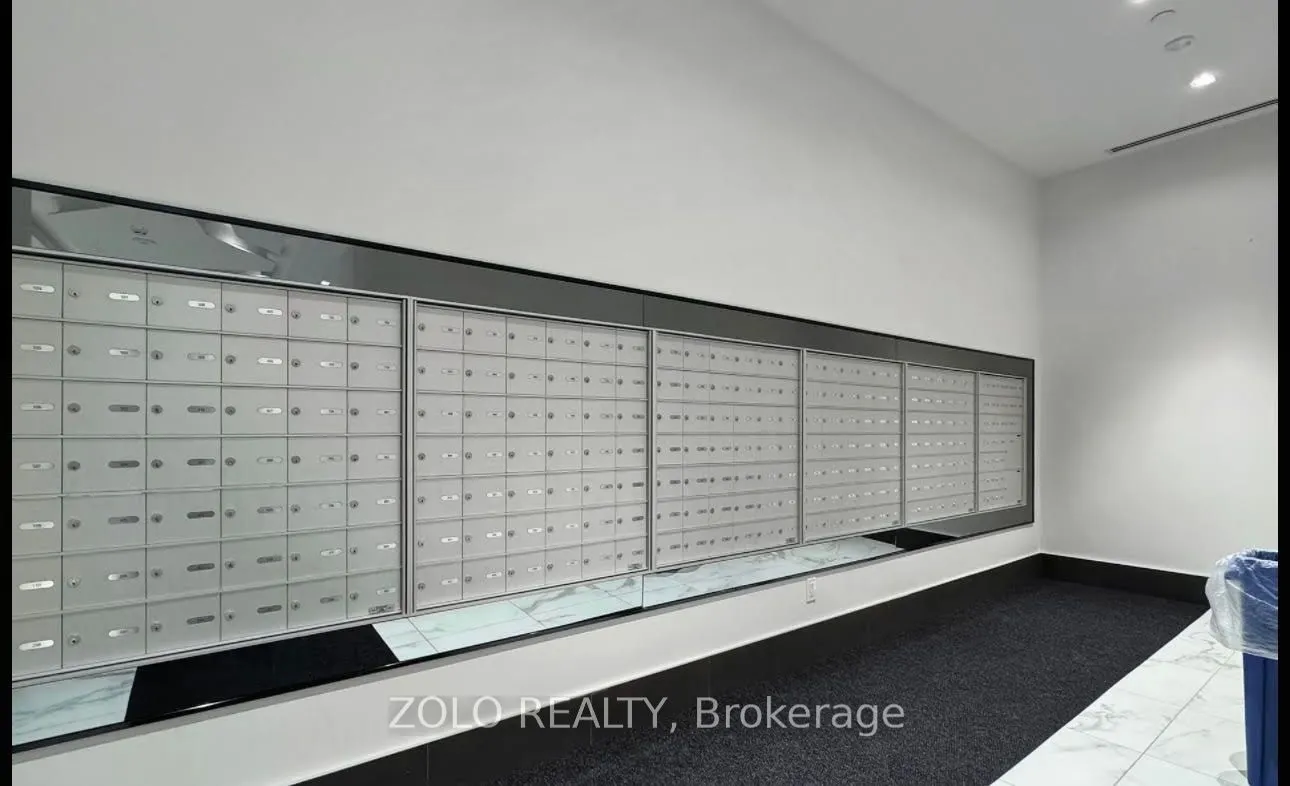 25 Holly Street, #1605