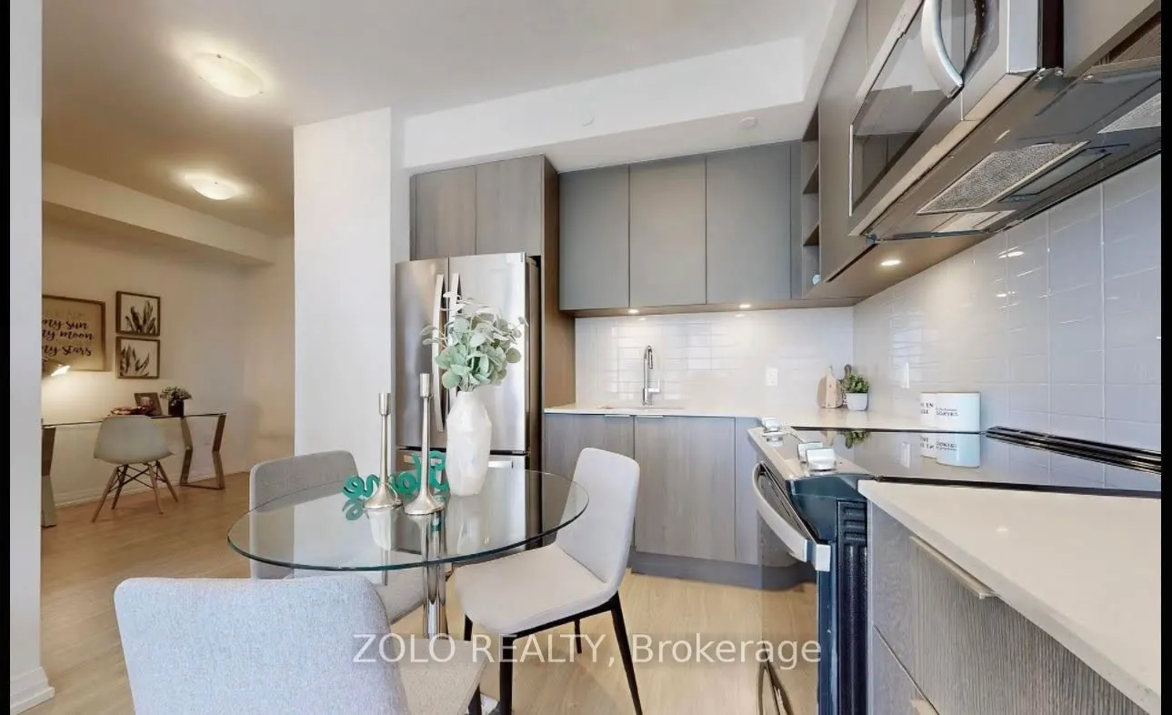 25 Holly Street, #1605