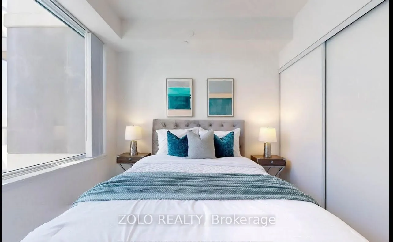 25 Holly Street, #1605