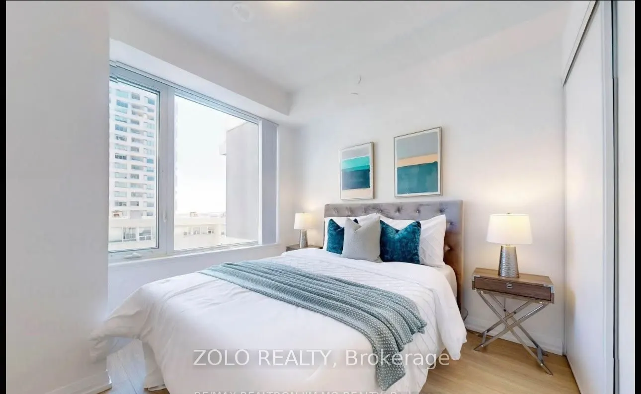 25 Holly Street, #1605