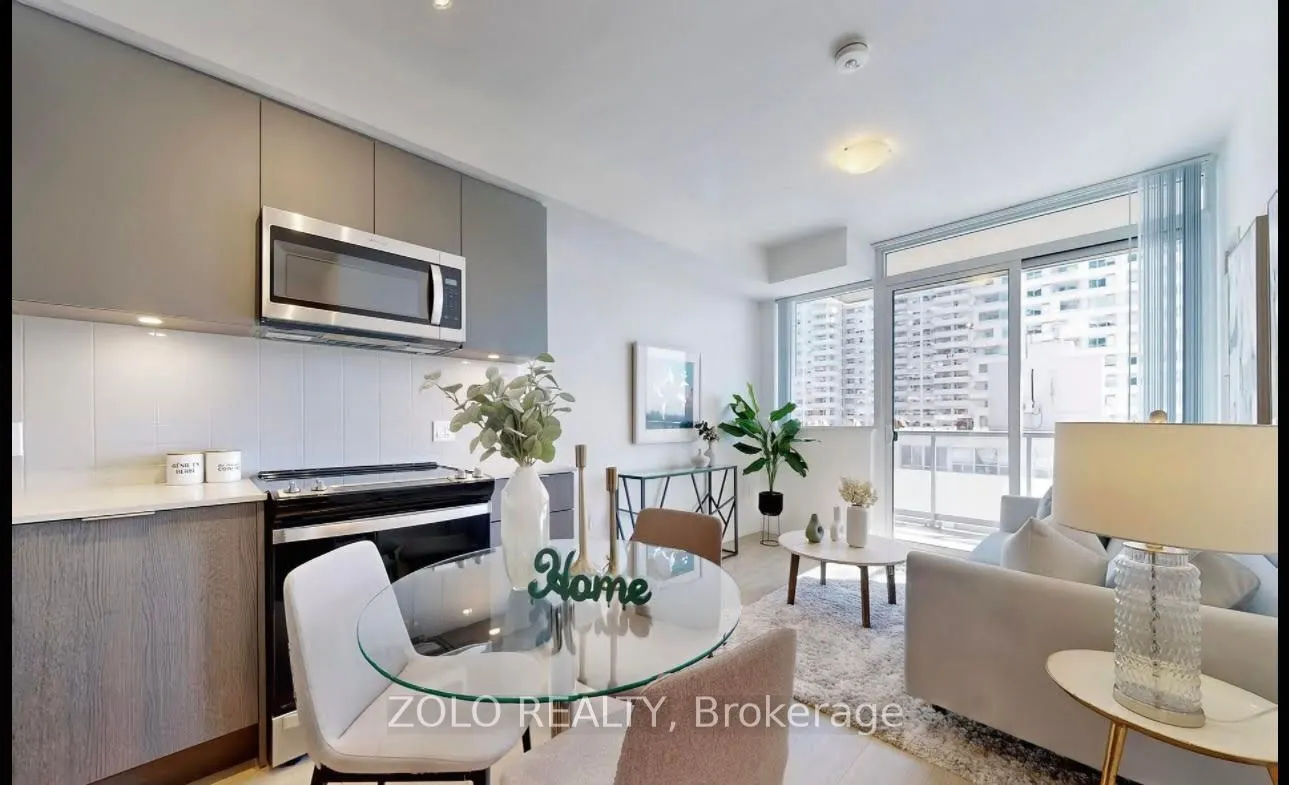 25 Holly Street, #1605