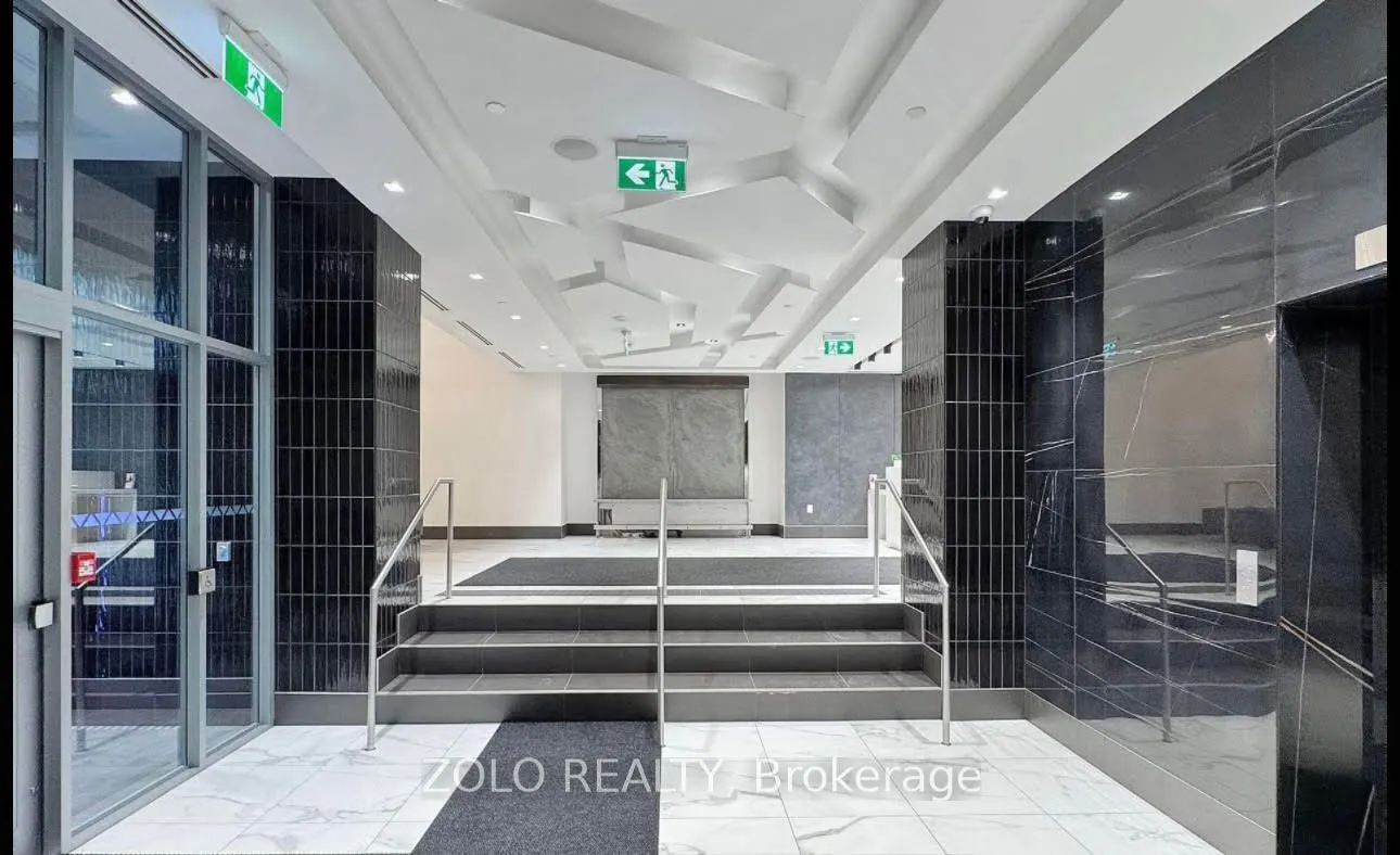 25 Holly Street, #1605