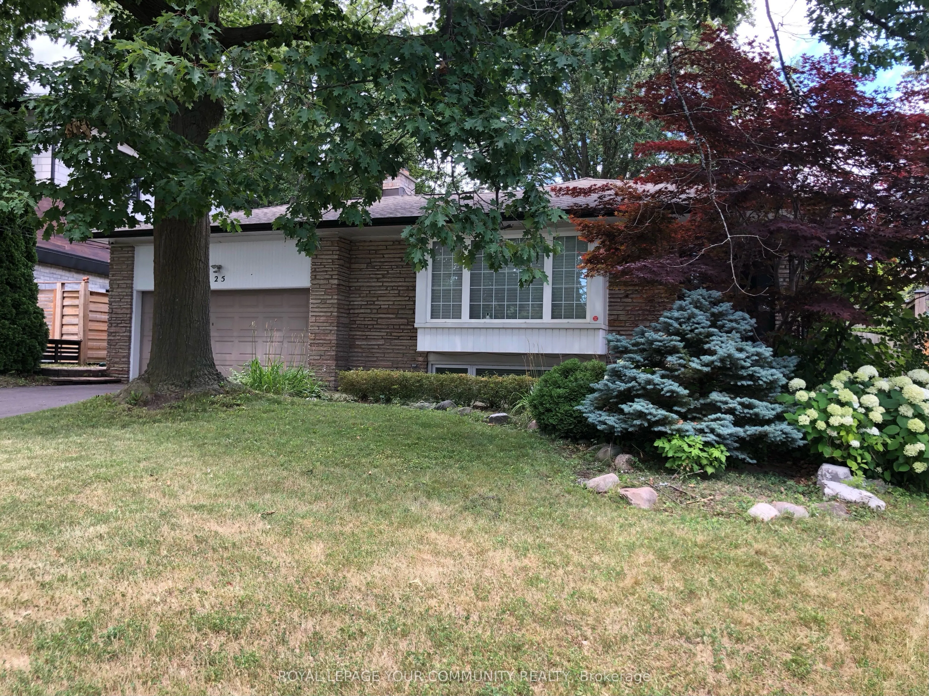 25 Alderdale Court