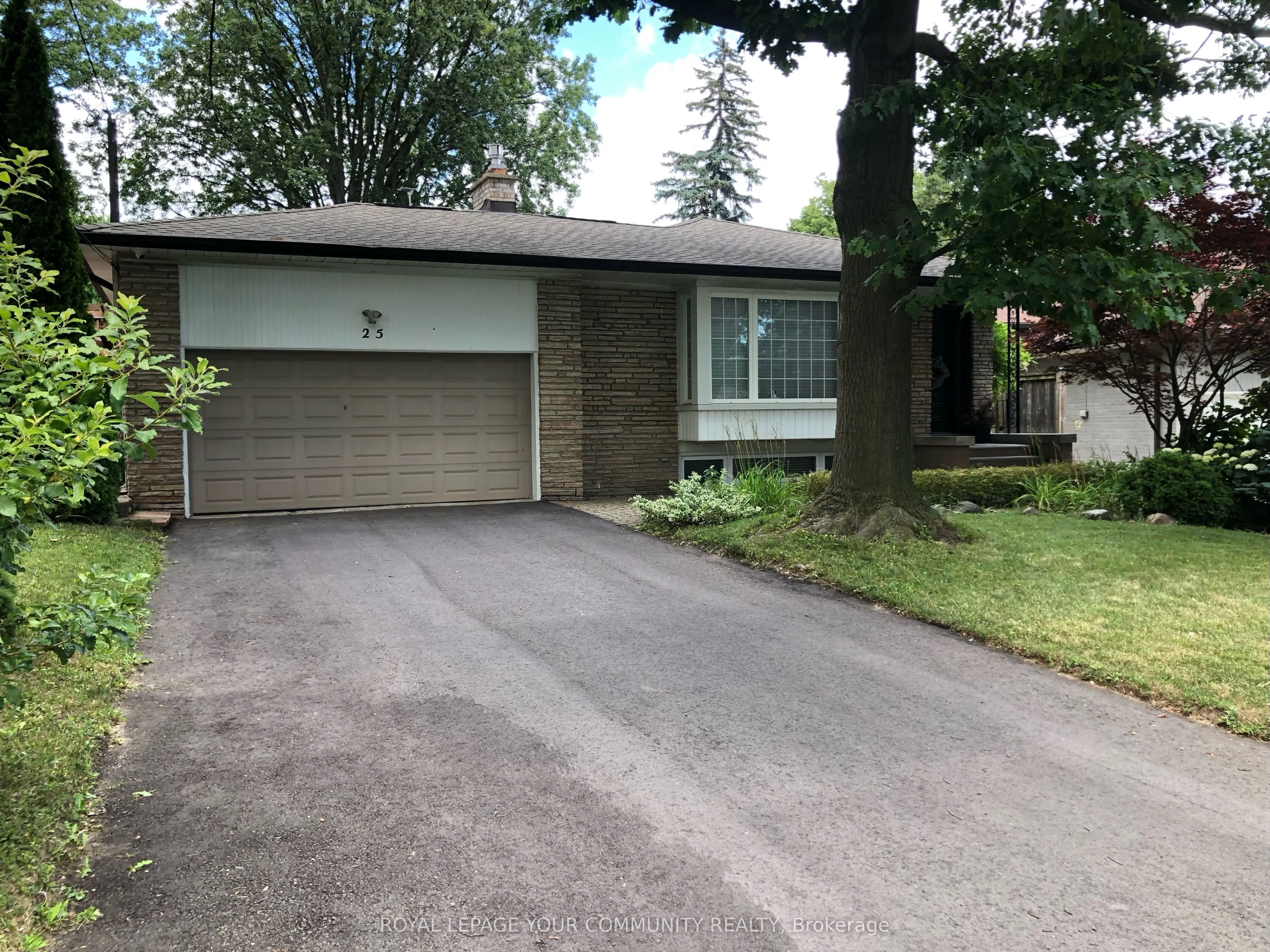 25 Alderdale Court
