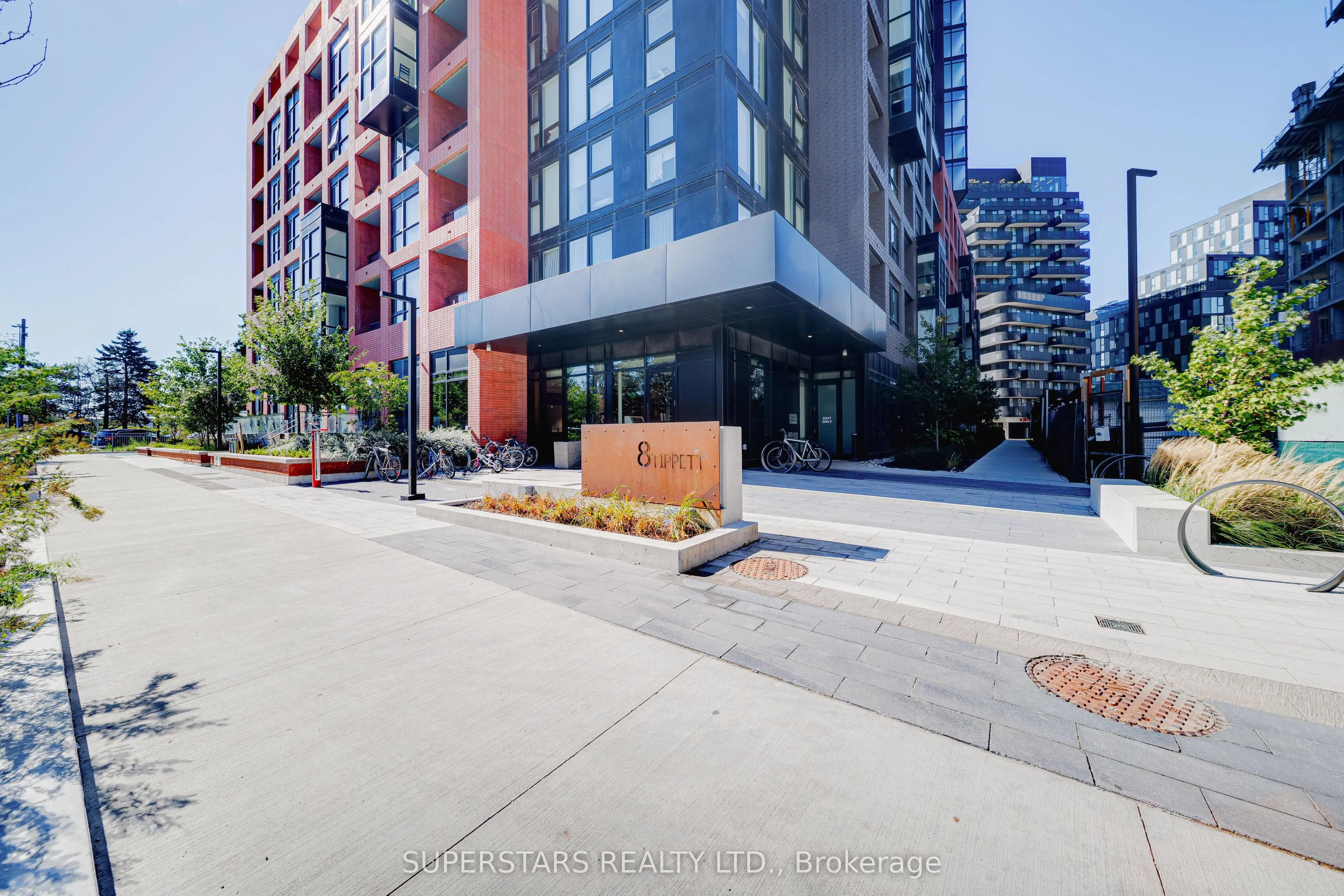 8 Tippett Road, #812
