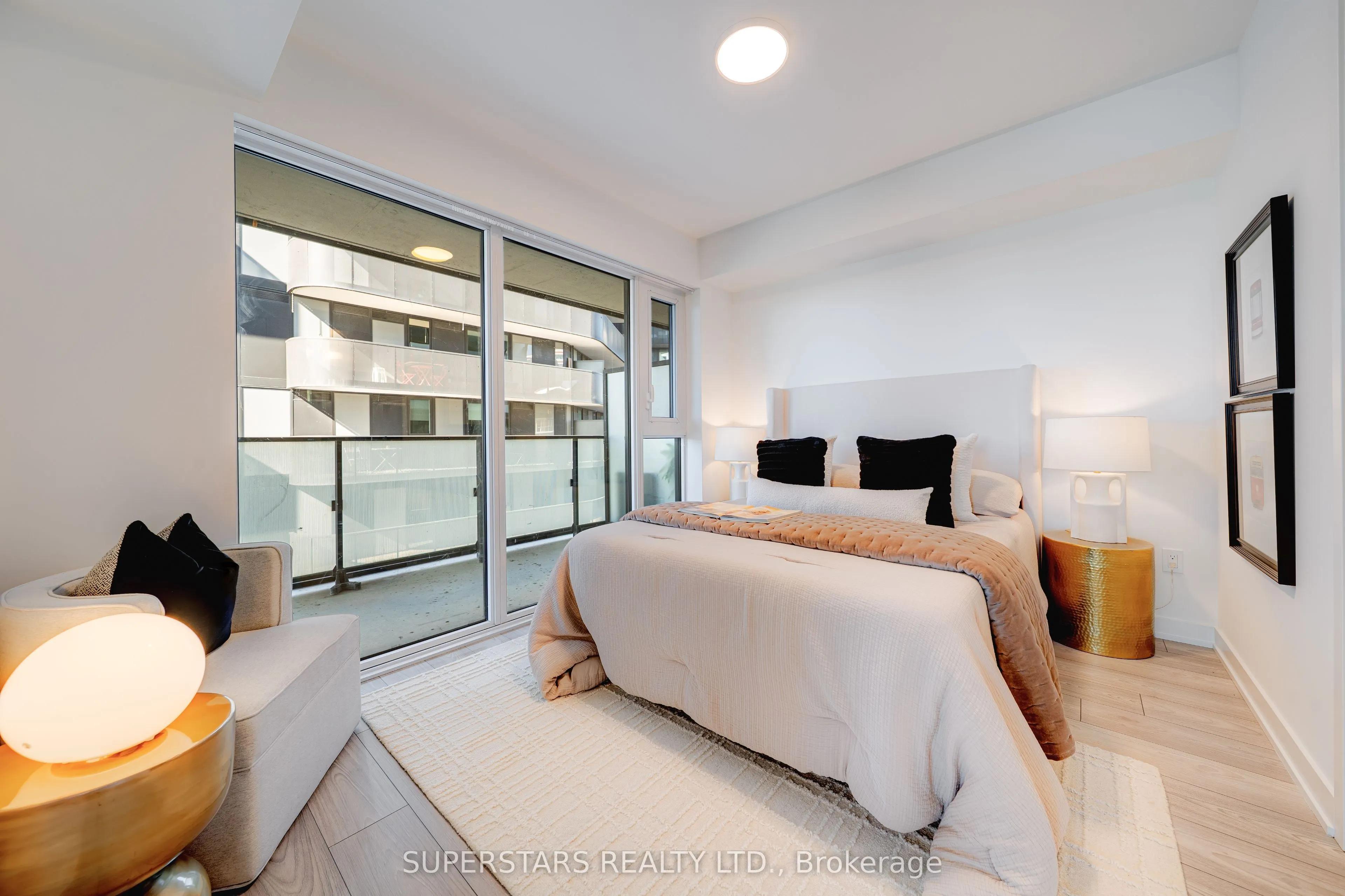 8 Tippett Road, #812