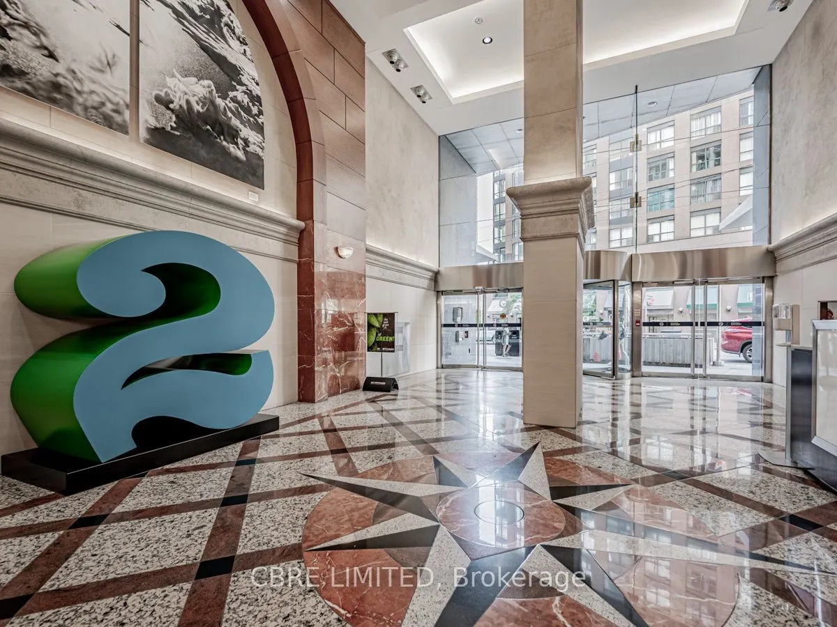 2 Carlton Street, #1517
